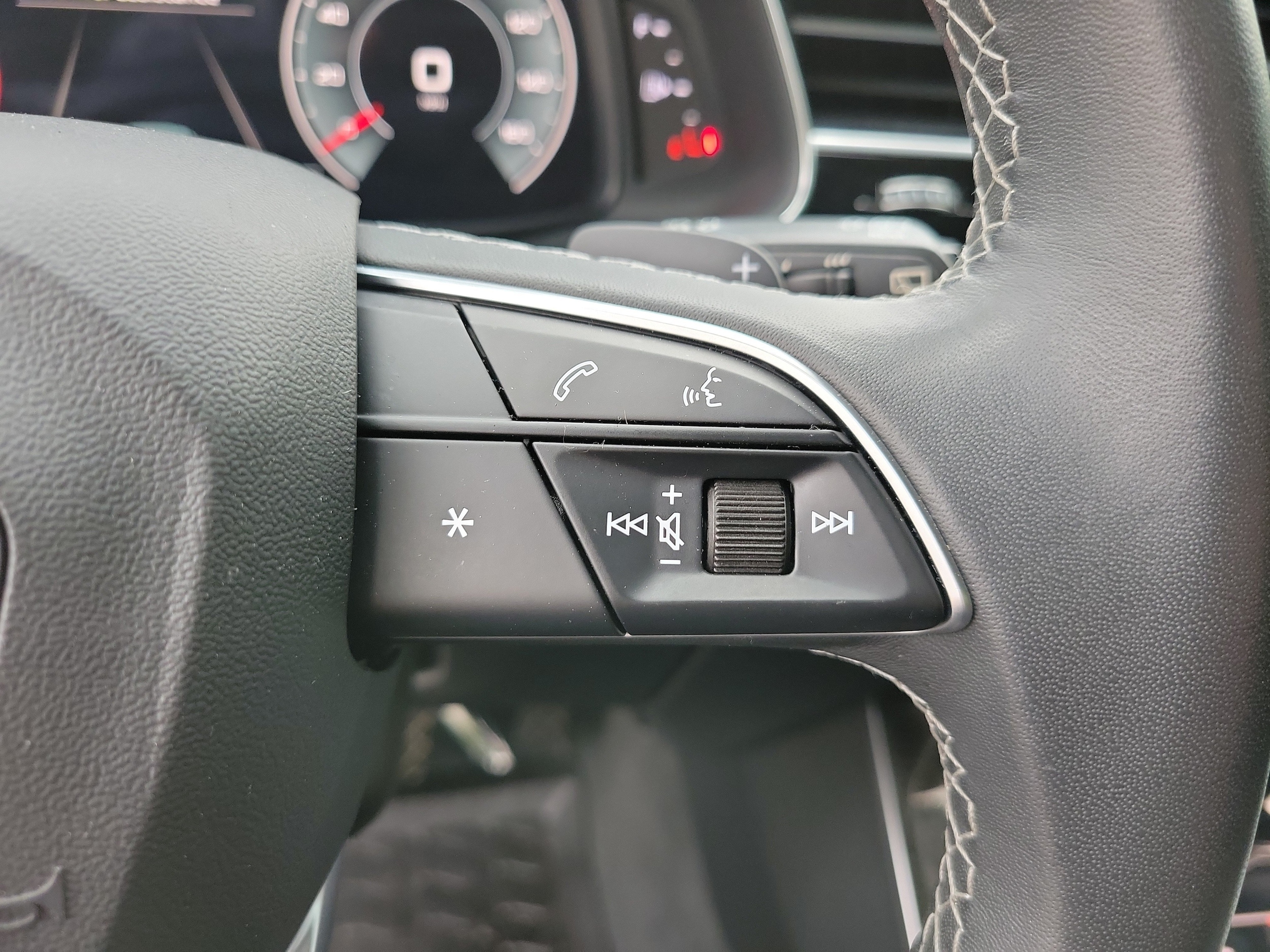 2021 Audi Q8 Premium - Photo 22
