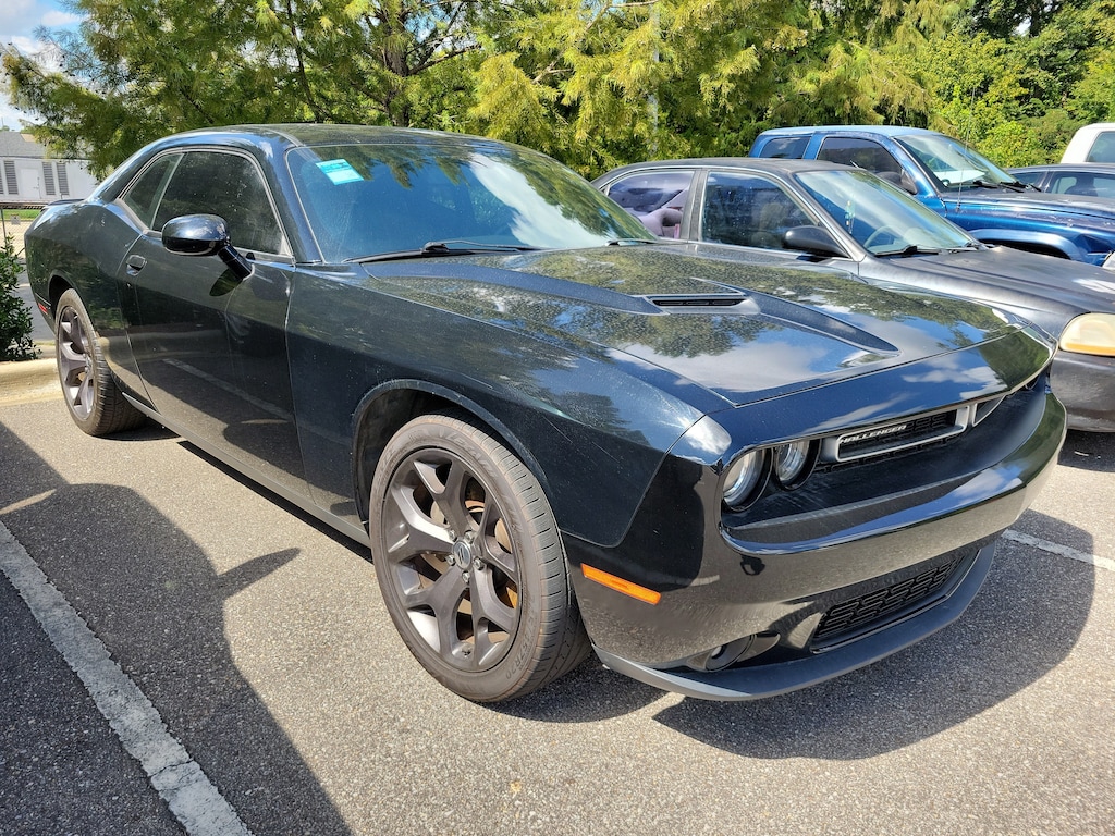 Used 2018 Dodge Challenger SXT Coupe