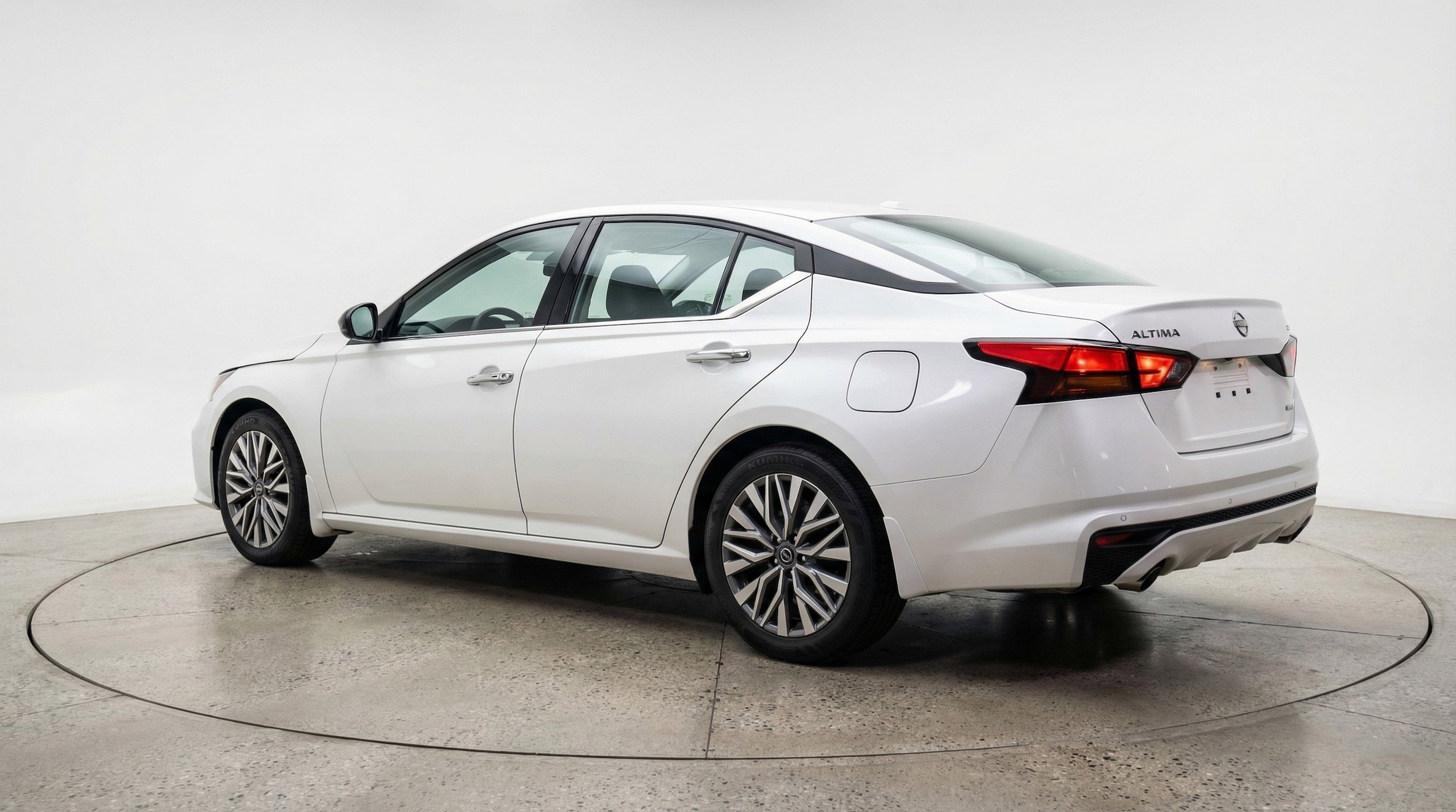 Thumbnail: 2025 Nissan Altima - 6