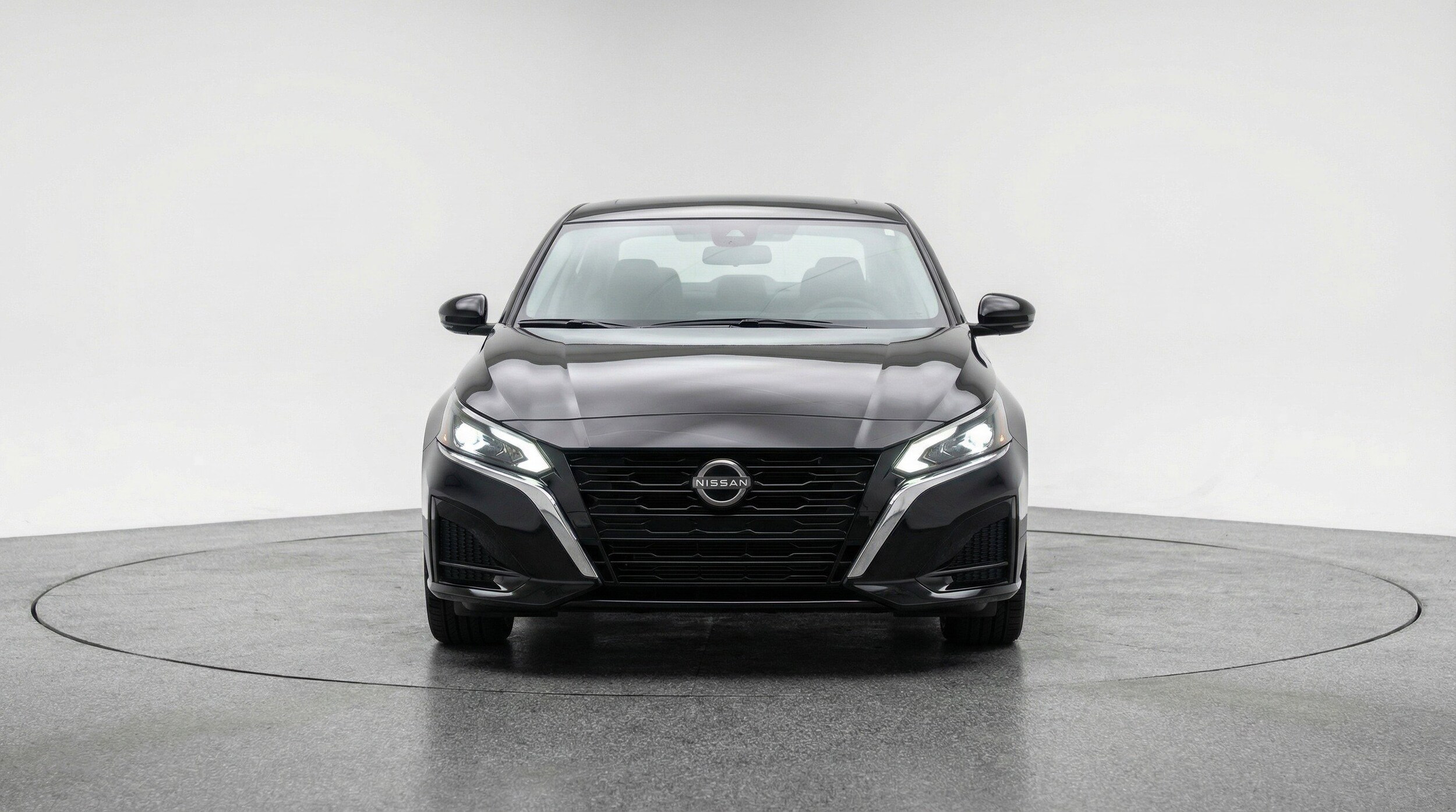 Thumbnail: 2025 Nissan Altima - 2