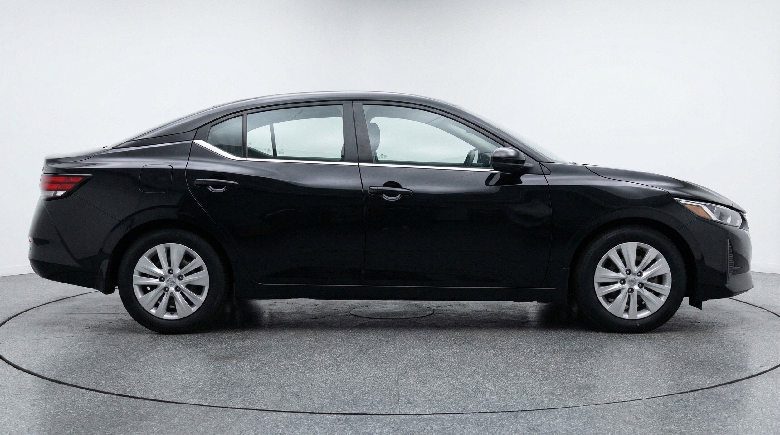 Thumbnail: 2025 Nissan Sentra - 11