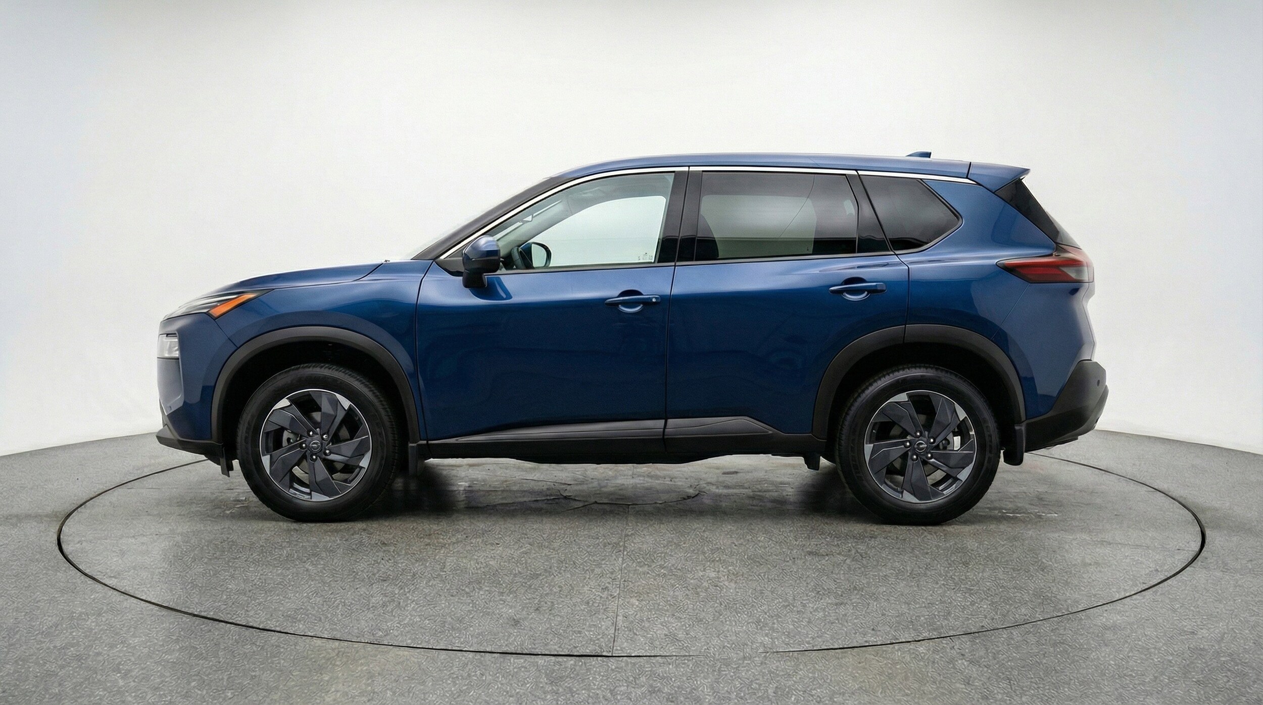 Thumbnail: 2025 Nissan Rogue - 5