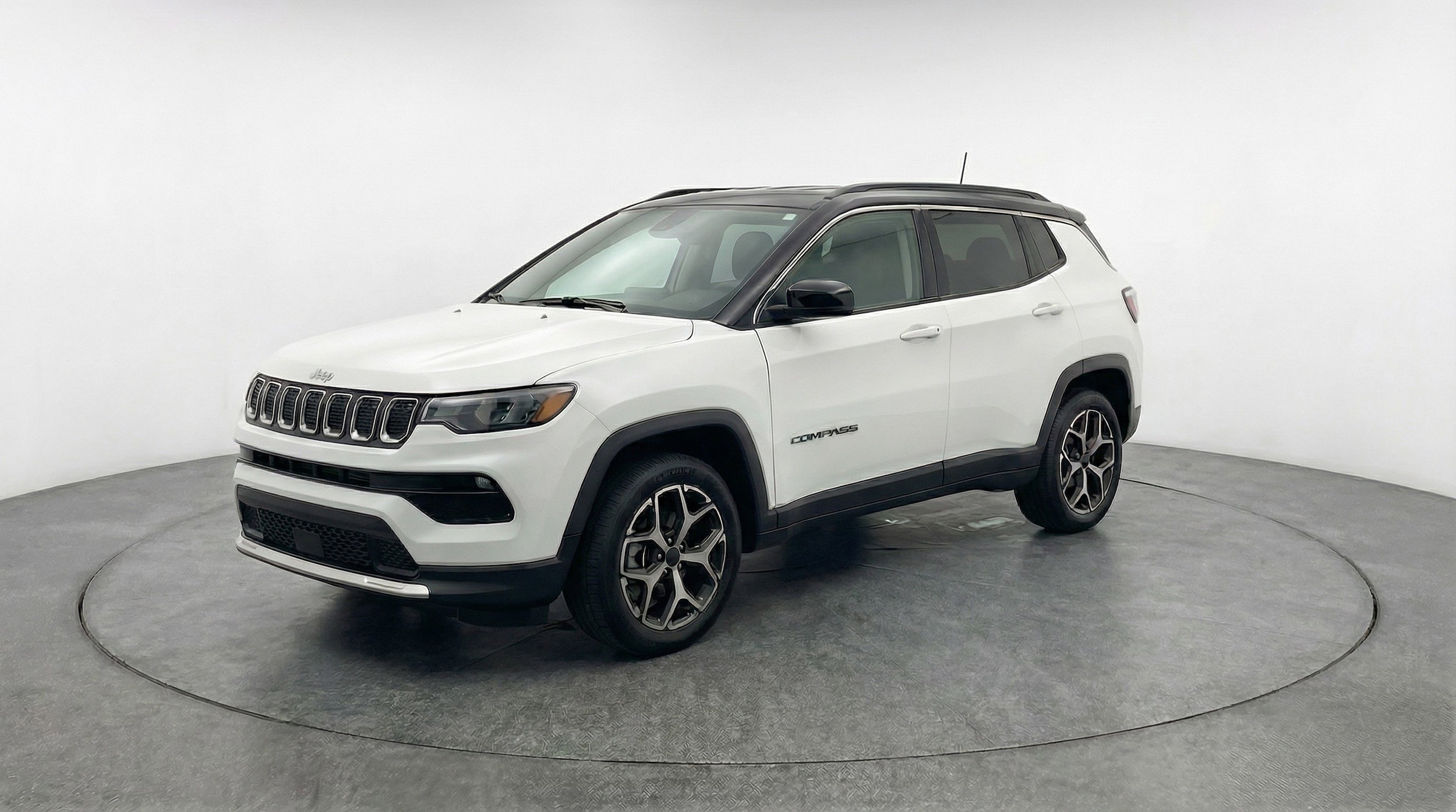 Thumbnail: 2025 Jeep Compass - 3