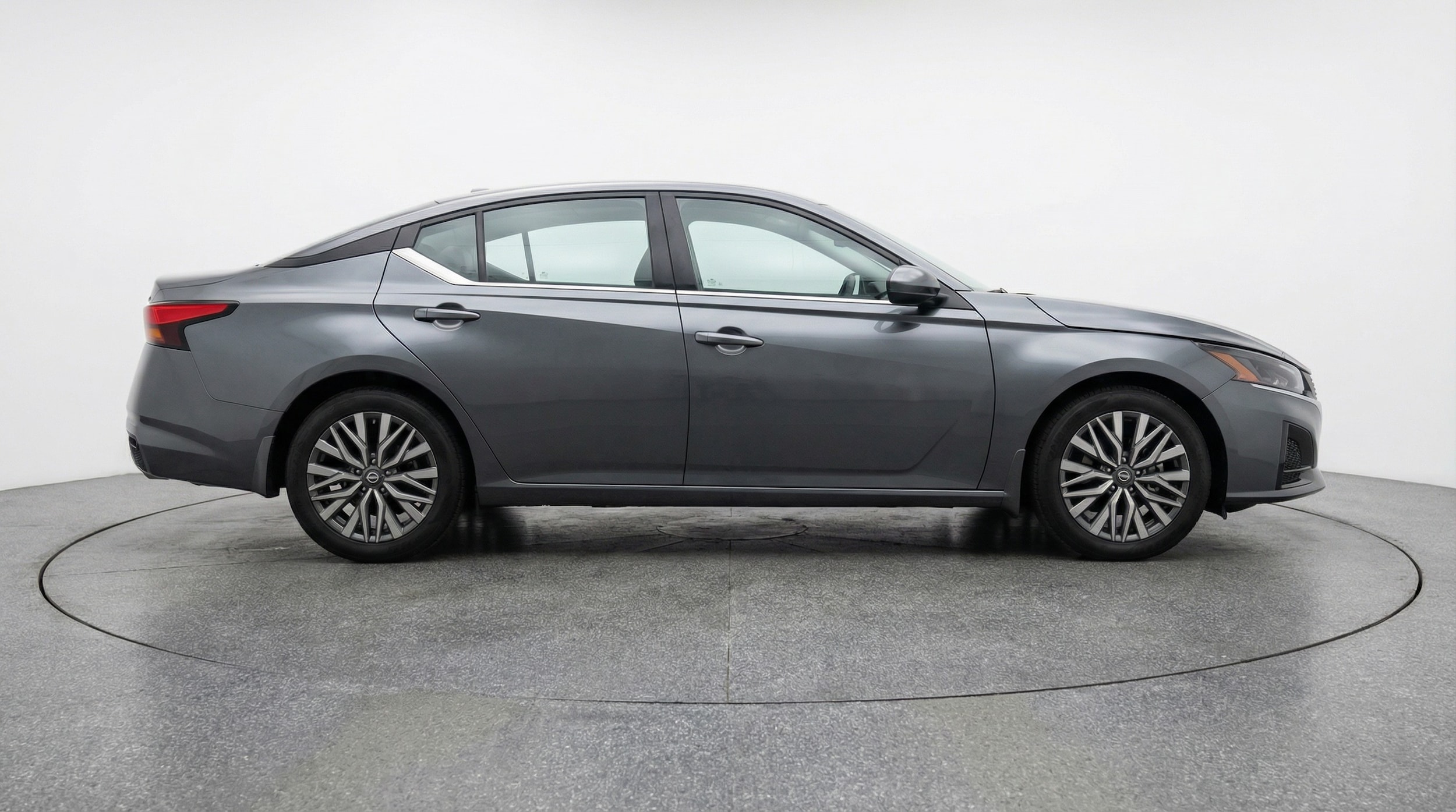 Thumbnail: 2025 Nissan Altima - 8