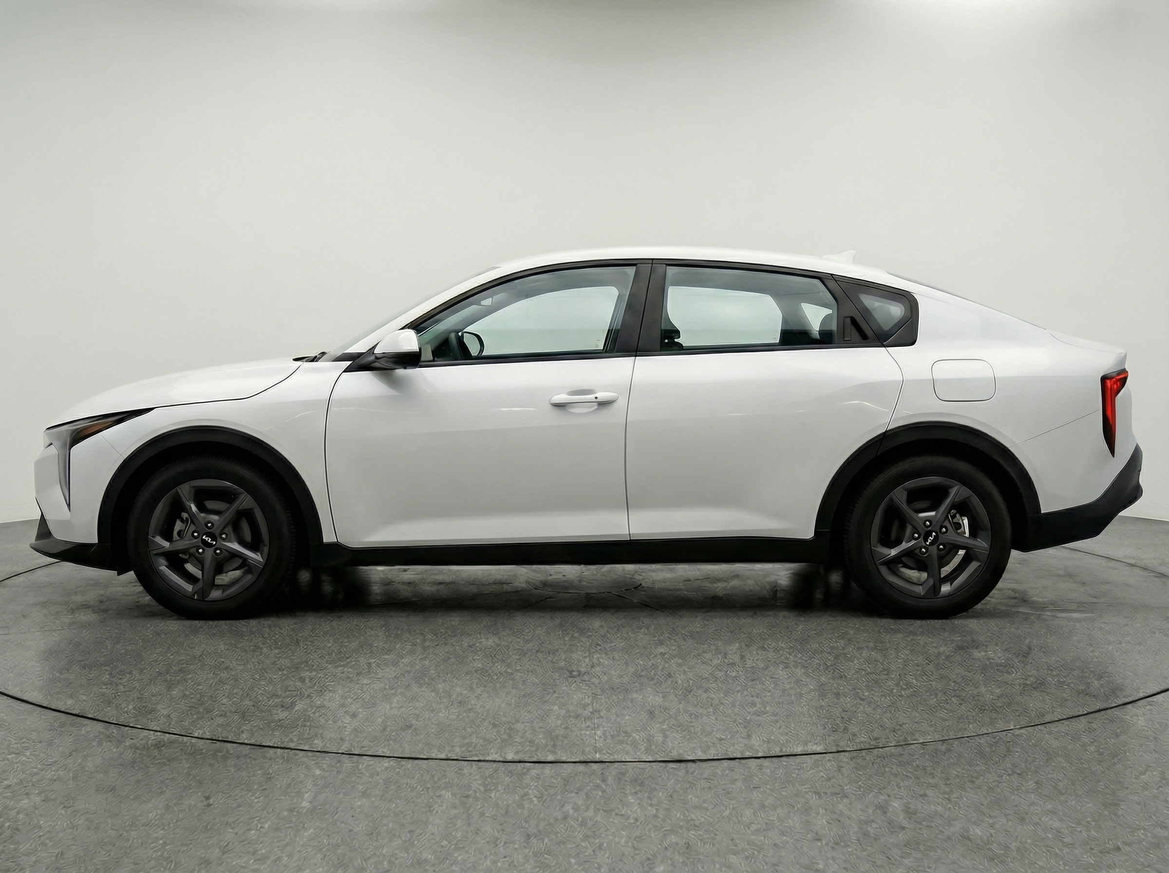 Thumbnail: 2025 Kia K4 - 4