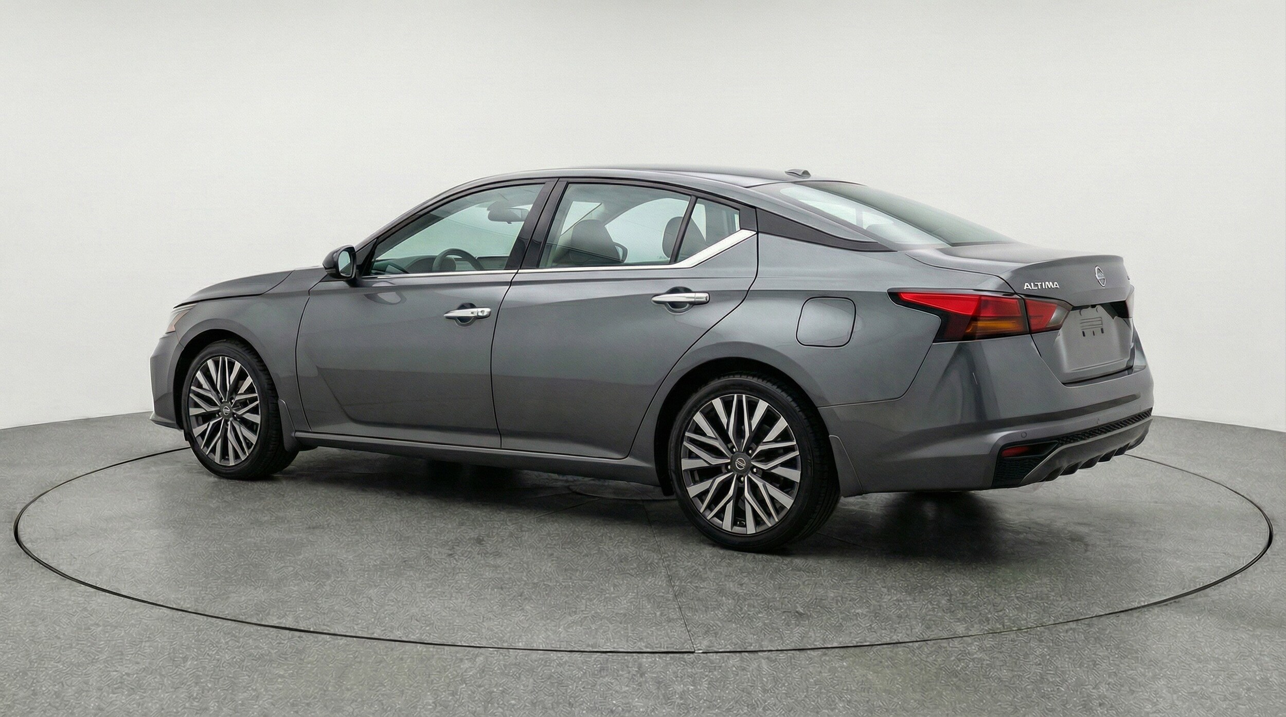 Thumbnail: 2025 Nissan Altima - 6