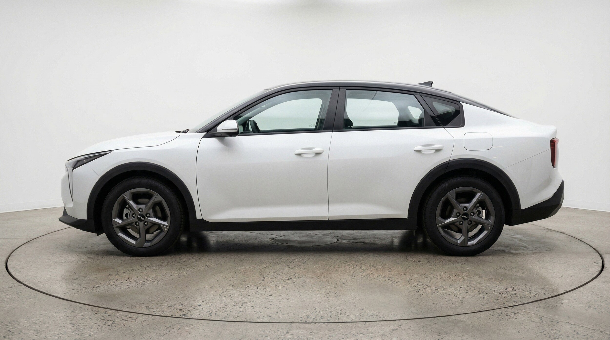 Thumbnail: 2025 Kia K4 - 5