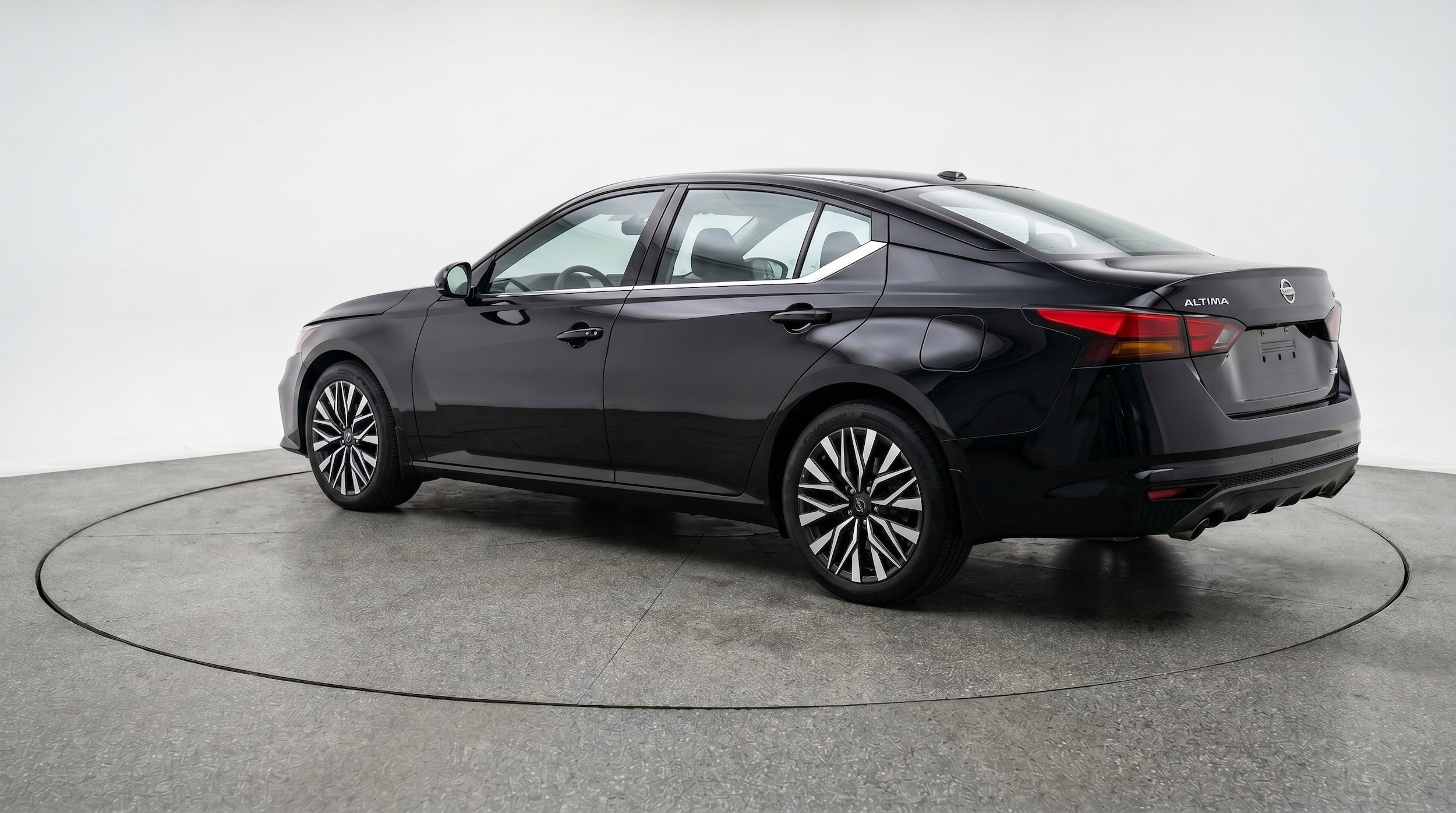 Thumbnail: 2025 Nissan Altima - 6