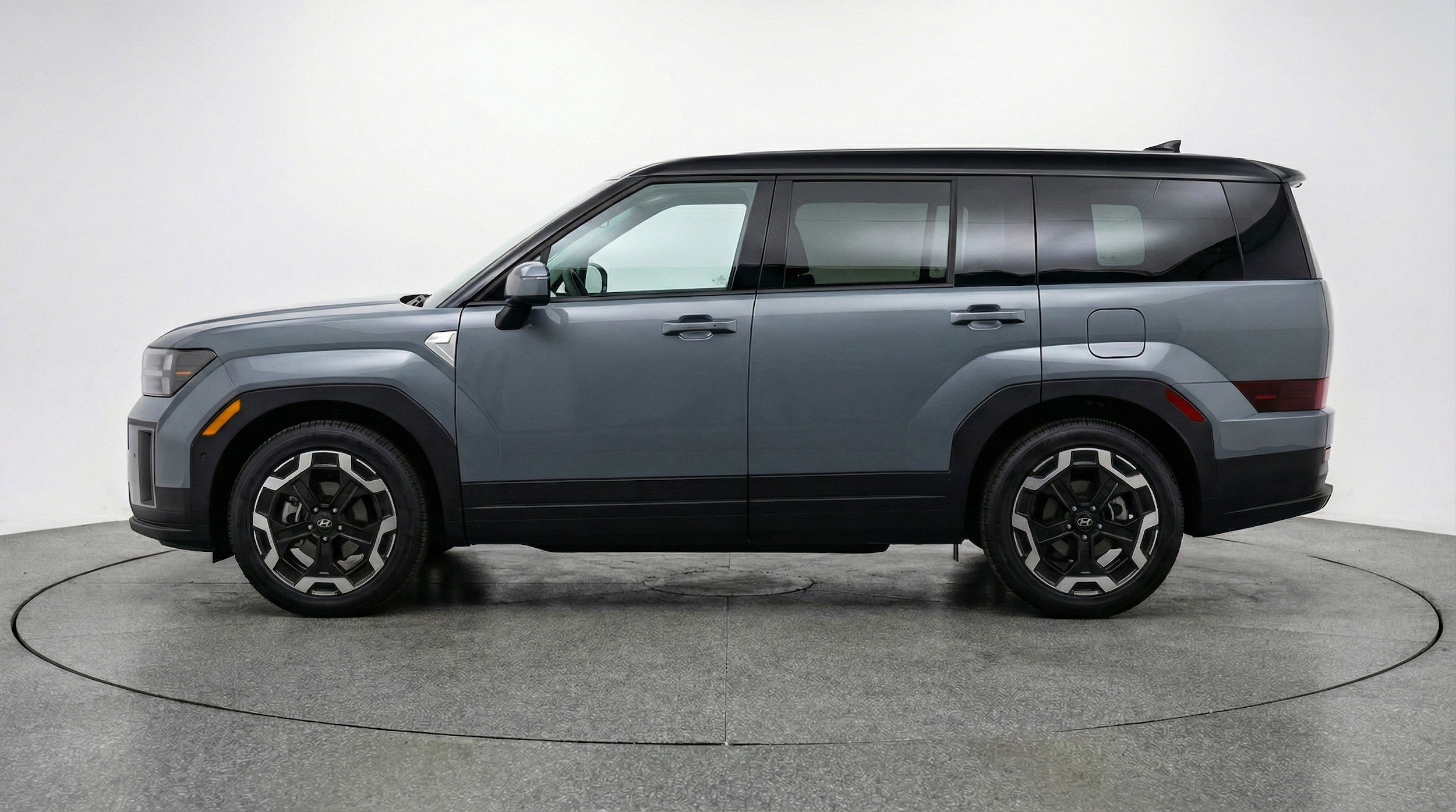 Thumbnail: 2025 Hyundai Santa Fe - 5