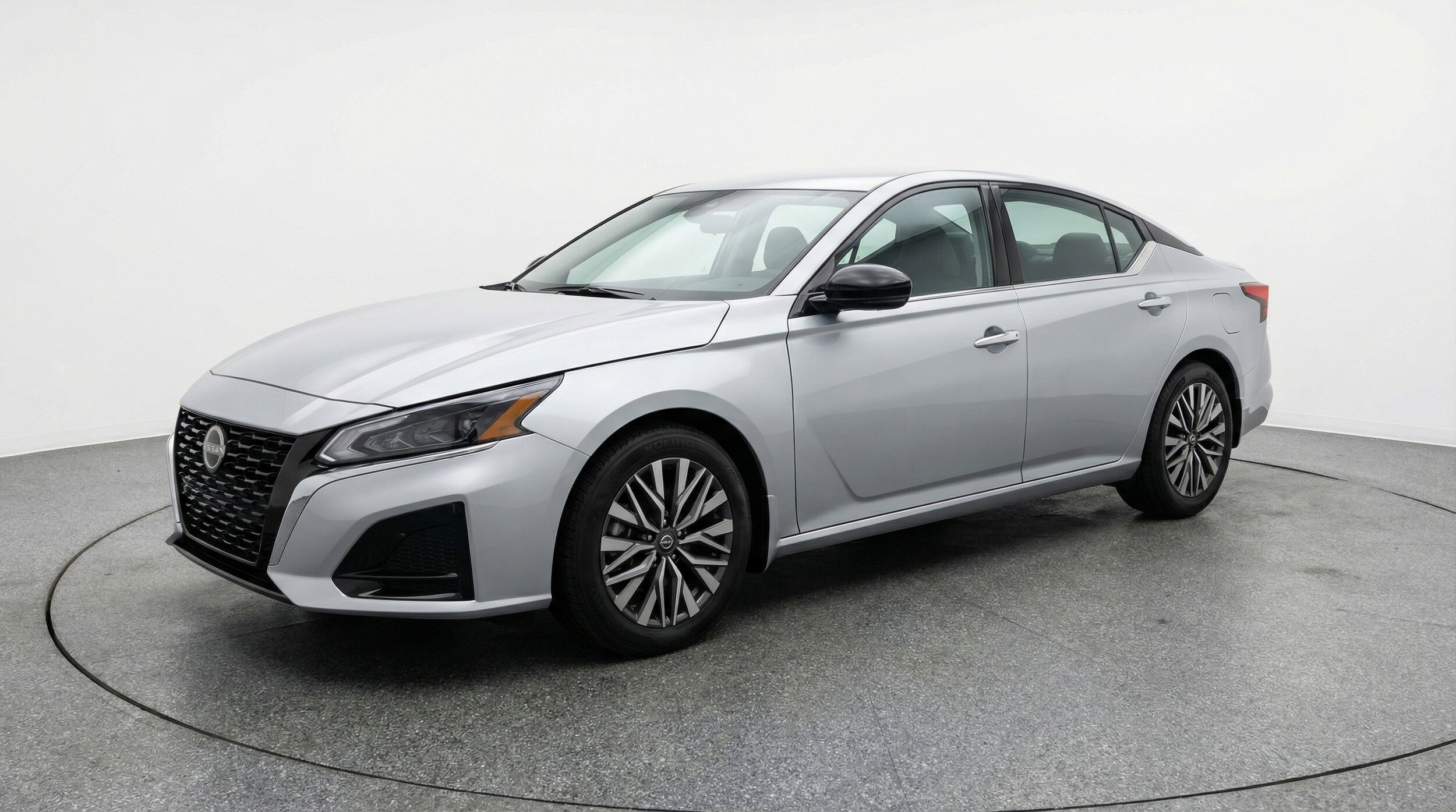 Thumbnail: 2025 Nissan Altima - 3