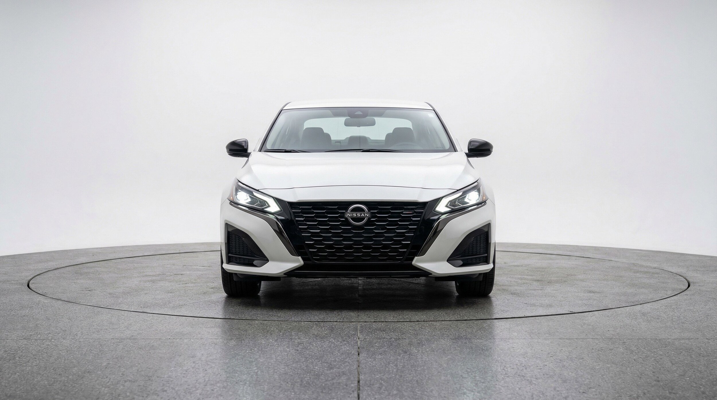 Thumbnail: 2025 Nissan Altima - 2