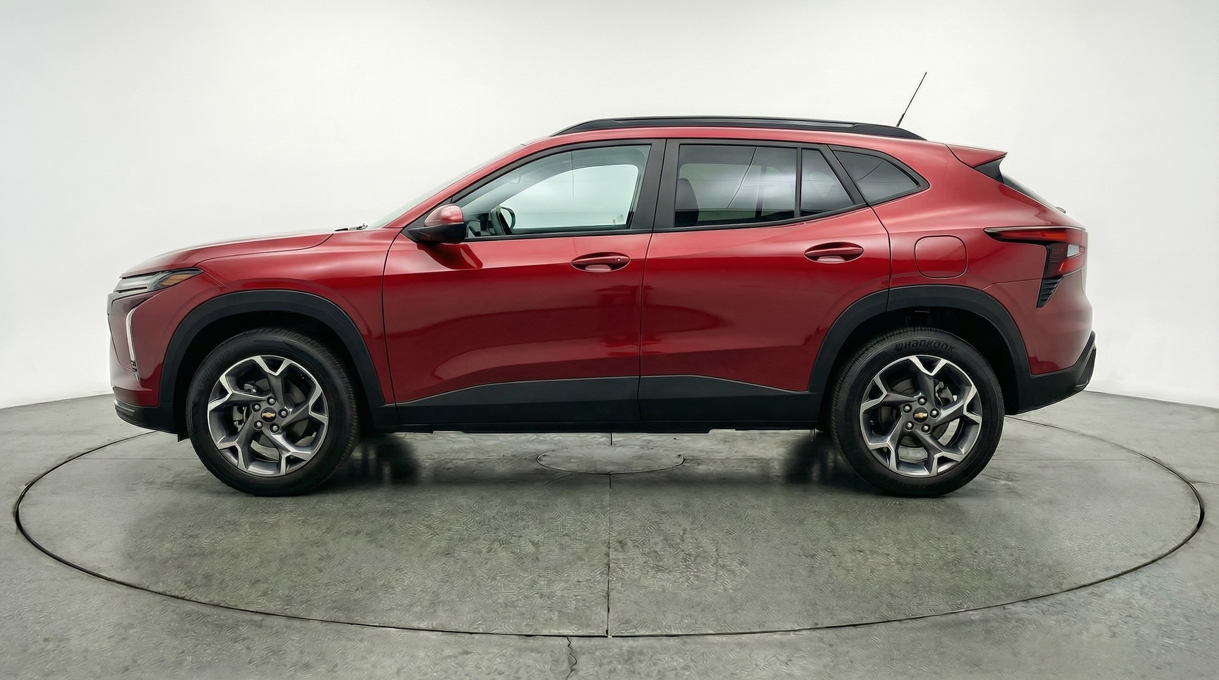 Thumbnail: 2025 Chevrolet Trax - 4