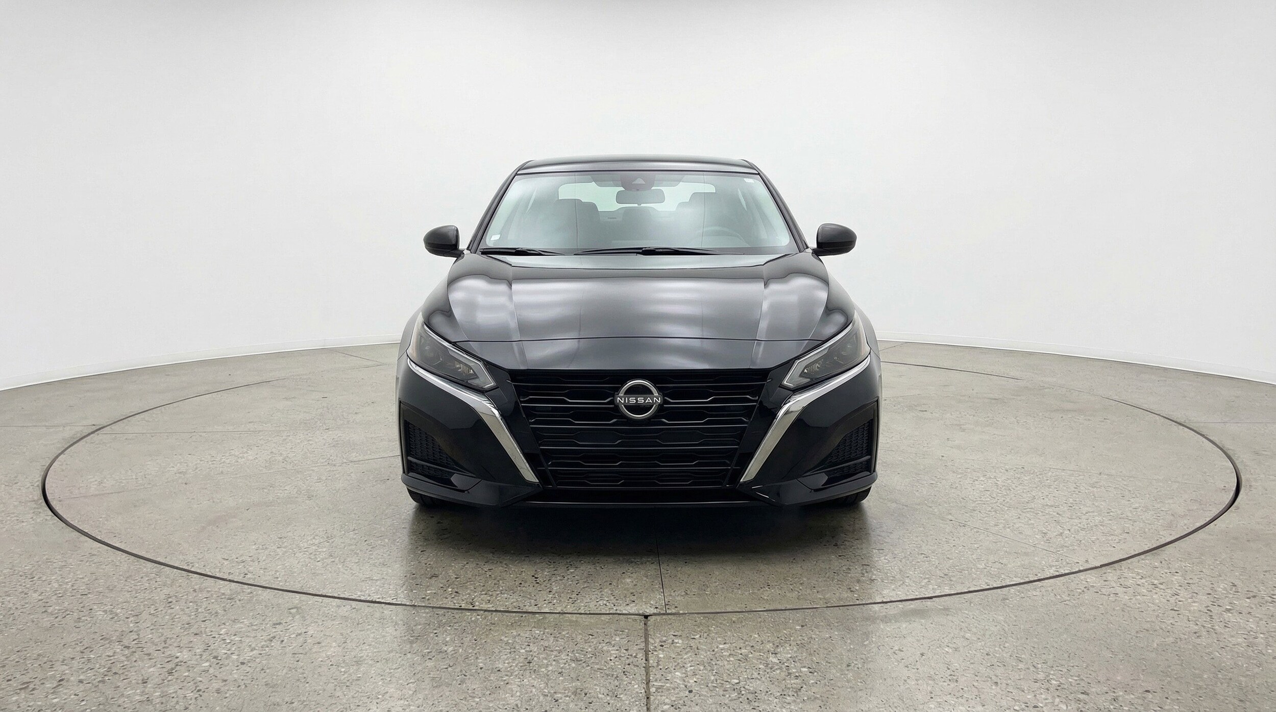 Thumbnail: 2025 Nissan Altima - 2