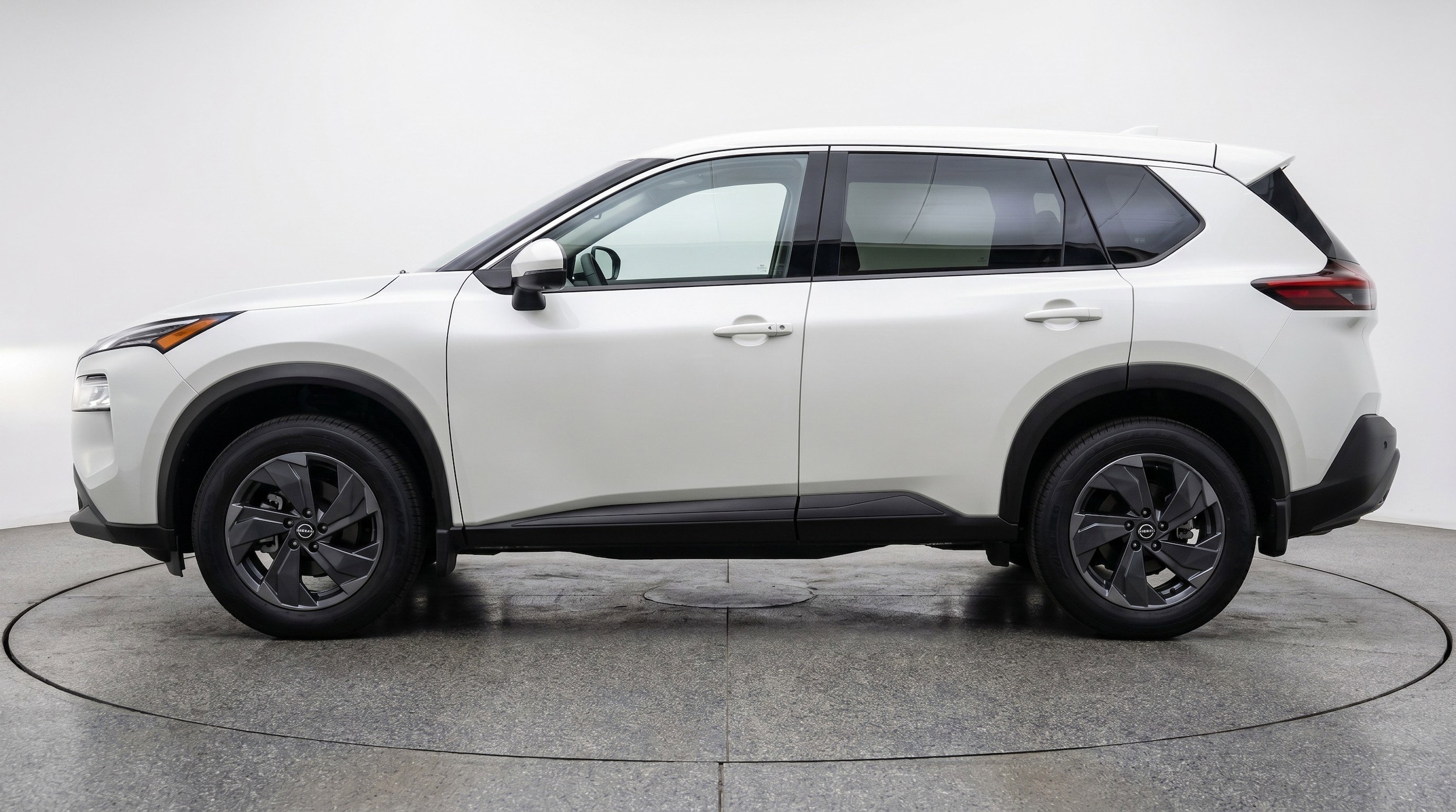 Thumbnail: 2025 Nissan Rogue - 5