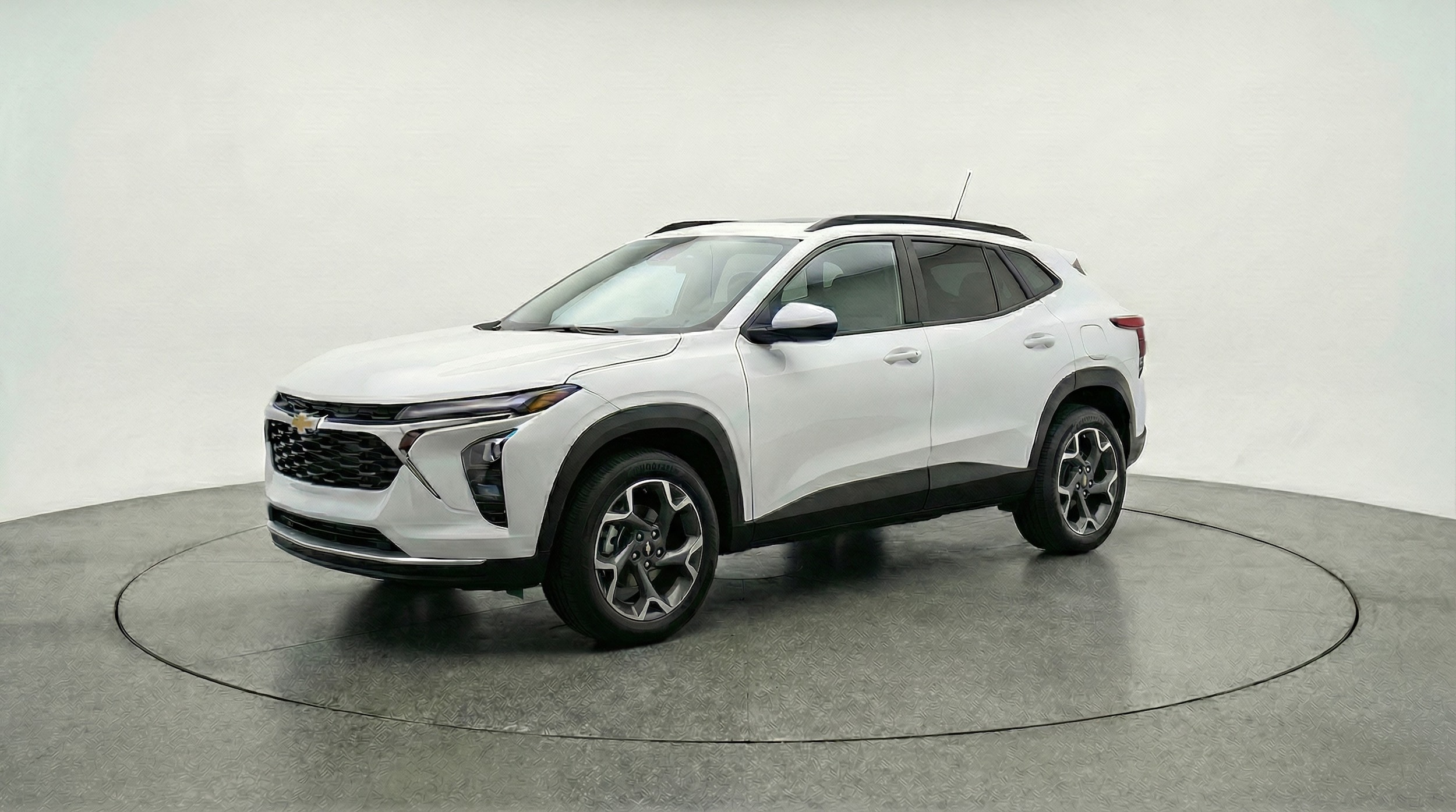 Thumbnail: 2025 Chevrolet Trax - 3