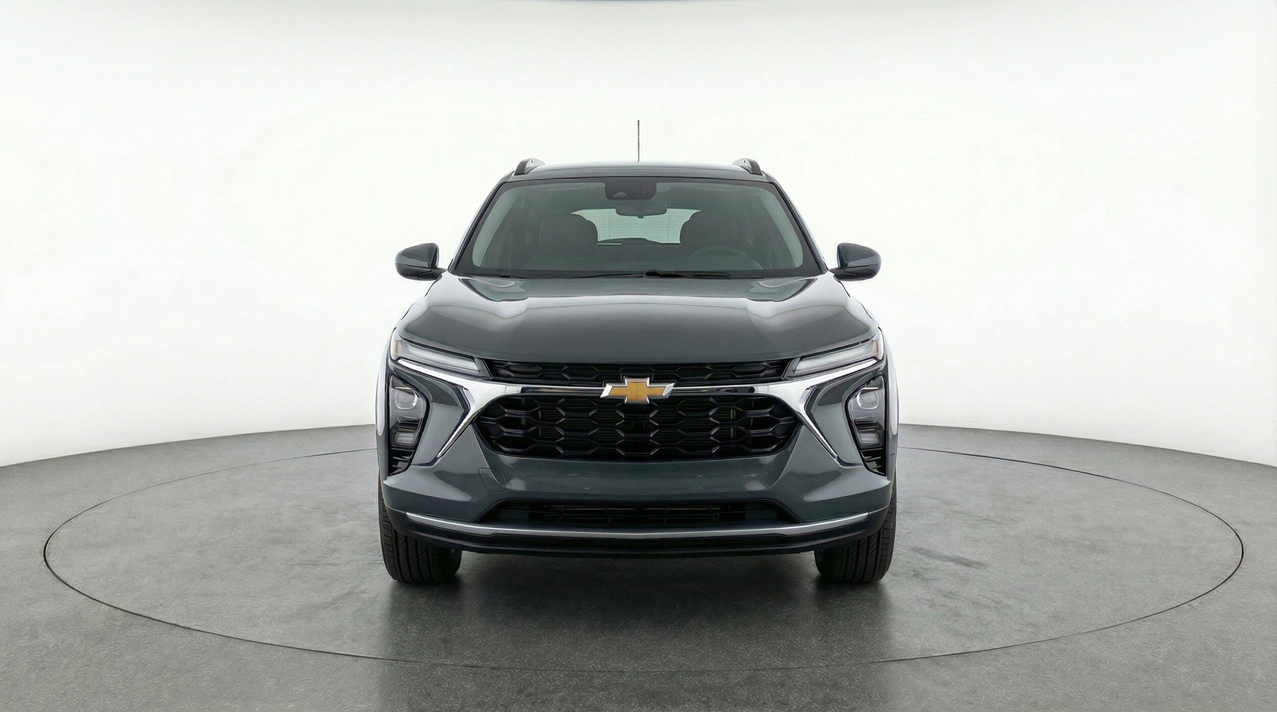 Thumbnail: 2025 Chevrolet Trax - 2
