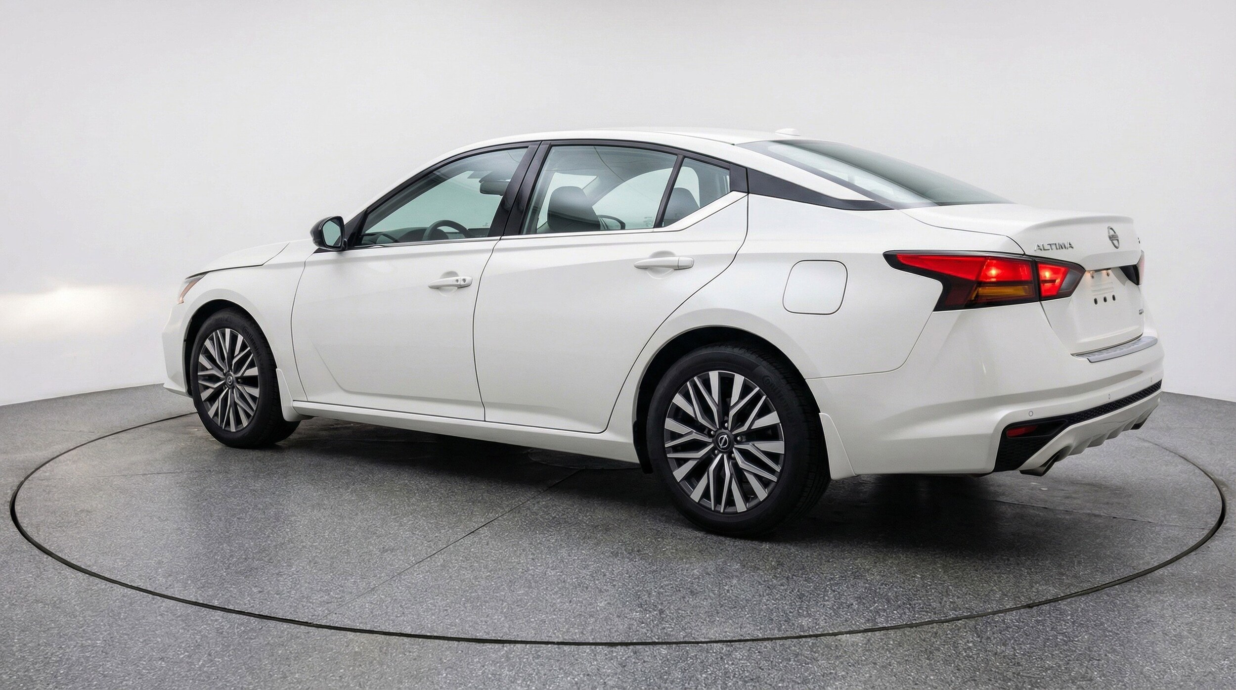 Thumbnail: 2025 Nissan Altima - 6