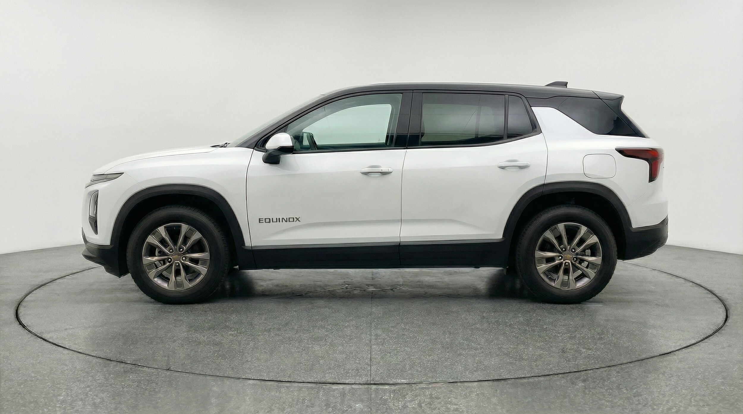 Thumbnail: 2025 Chevrolet Equinox - 4