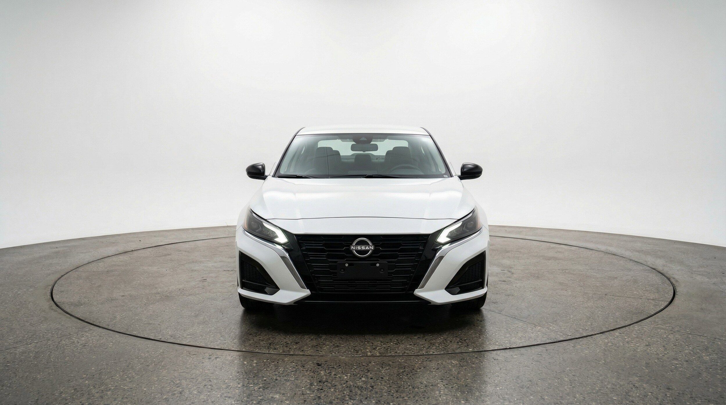 Thumbnail: 2025 Nissan Altima - 2