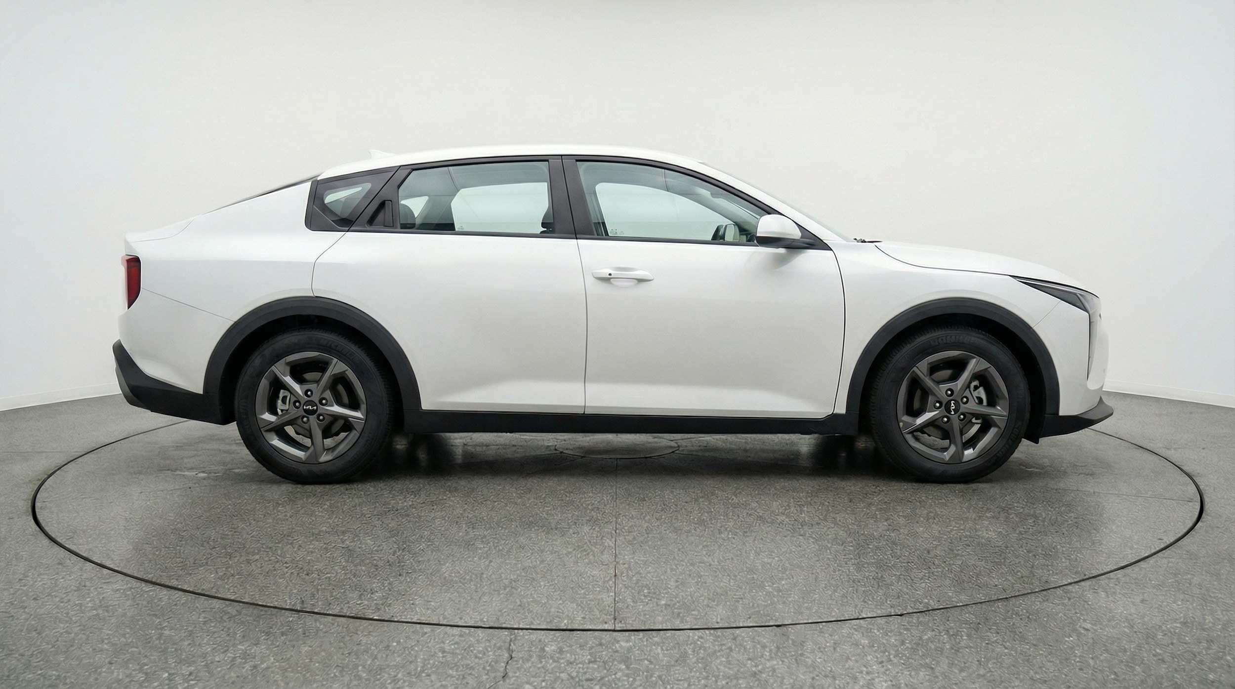 Thumbnail: 2025 Kia K4 - 8