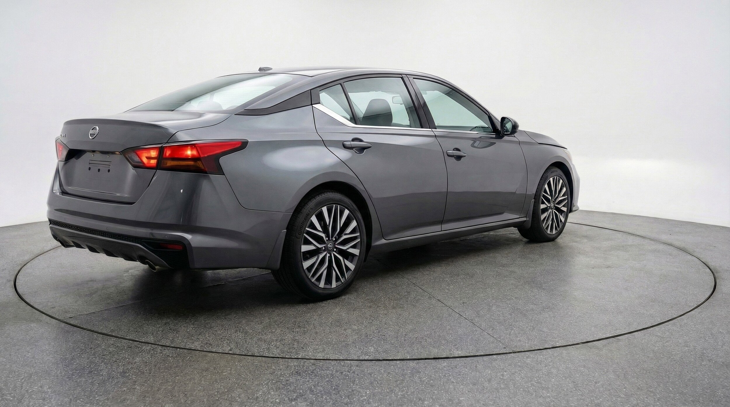 Thumbnail: 2025 Nissan Altima - 9