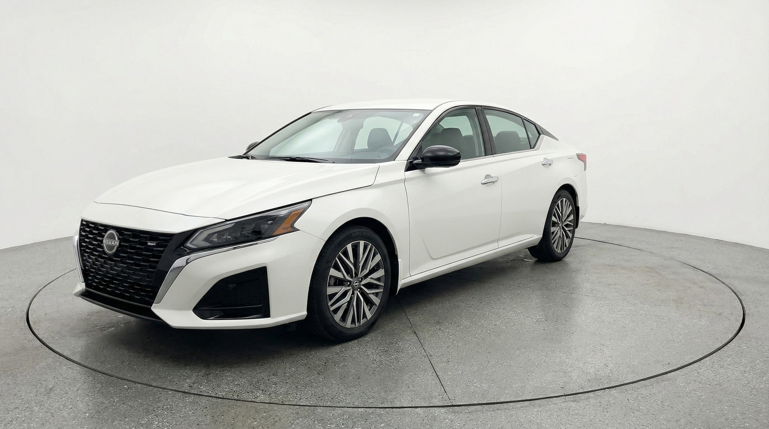 Thumbnail: 2025 Nissan Altima - 3