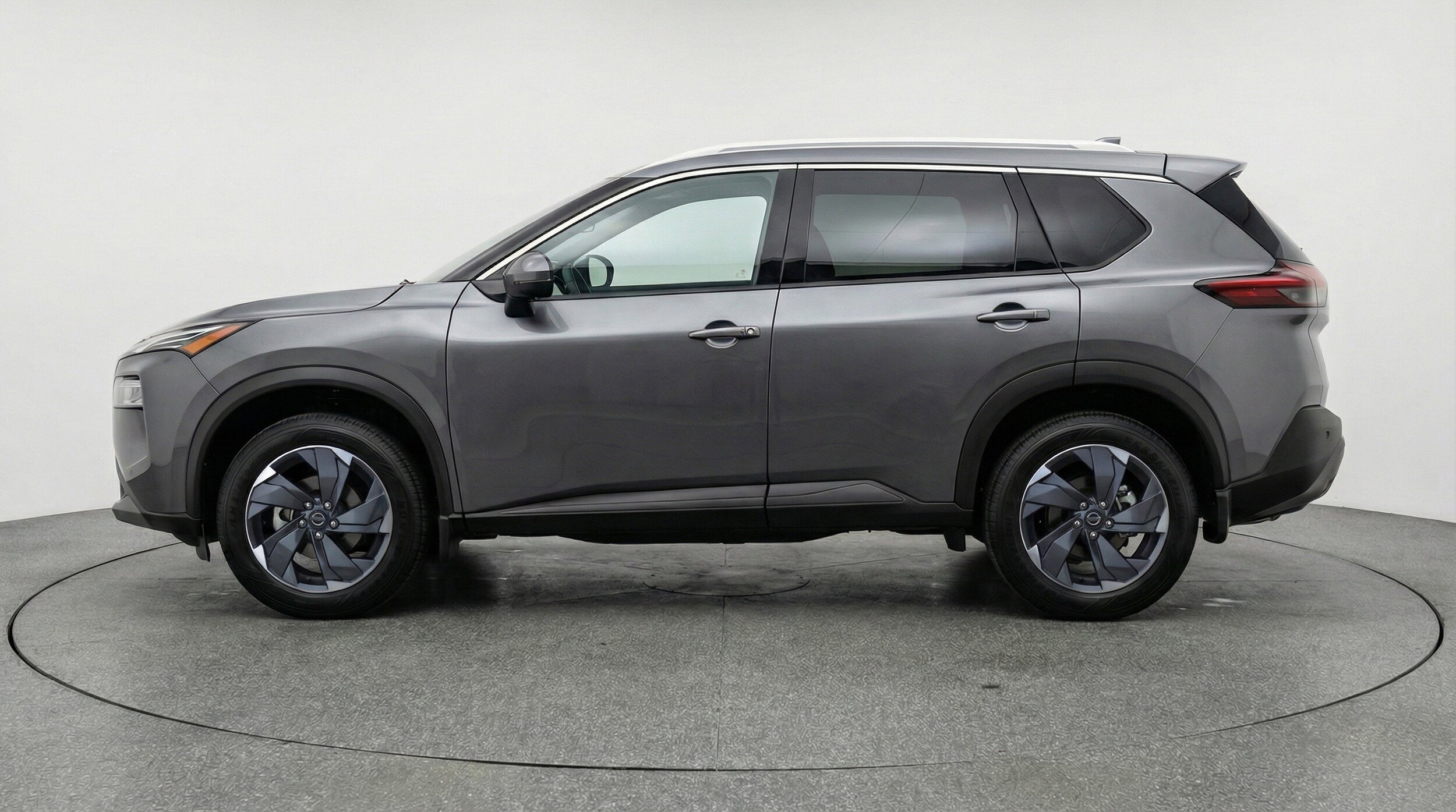 Thumbnail: 2025 Nissan Rogue - 5