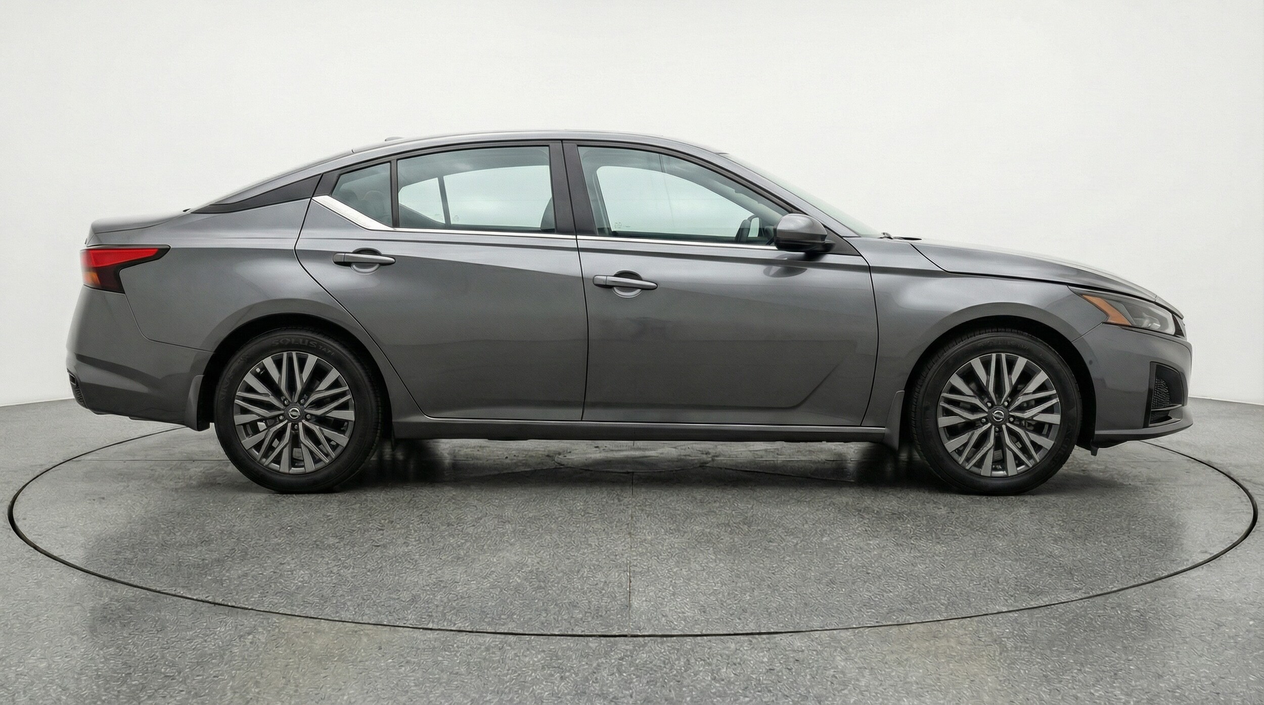 Thumbnail: 2025 Nissan Altima - 8