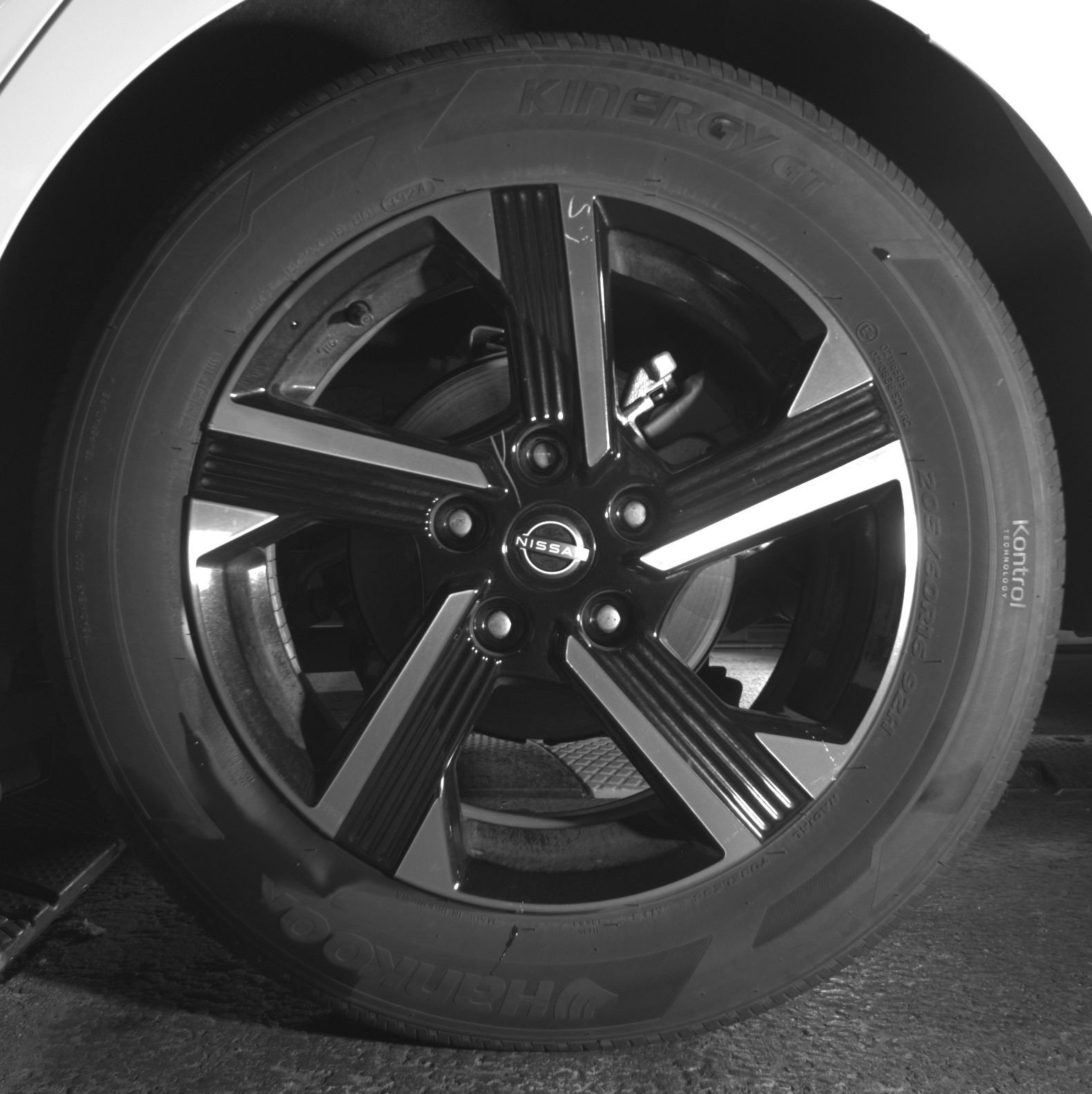 Thumbnail: 2025 Nissan Sentra - 14