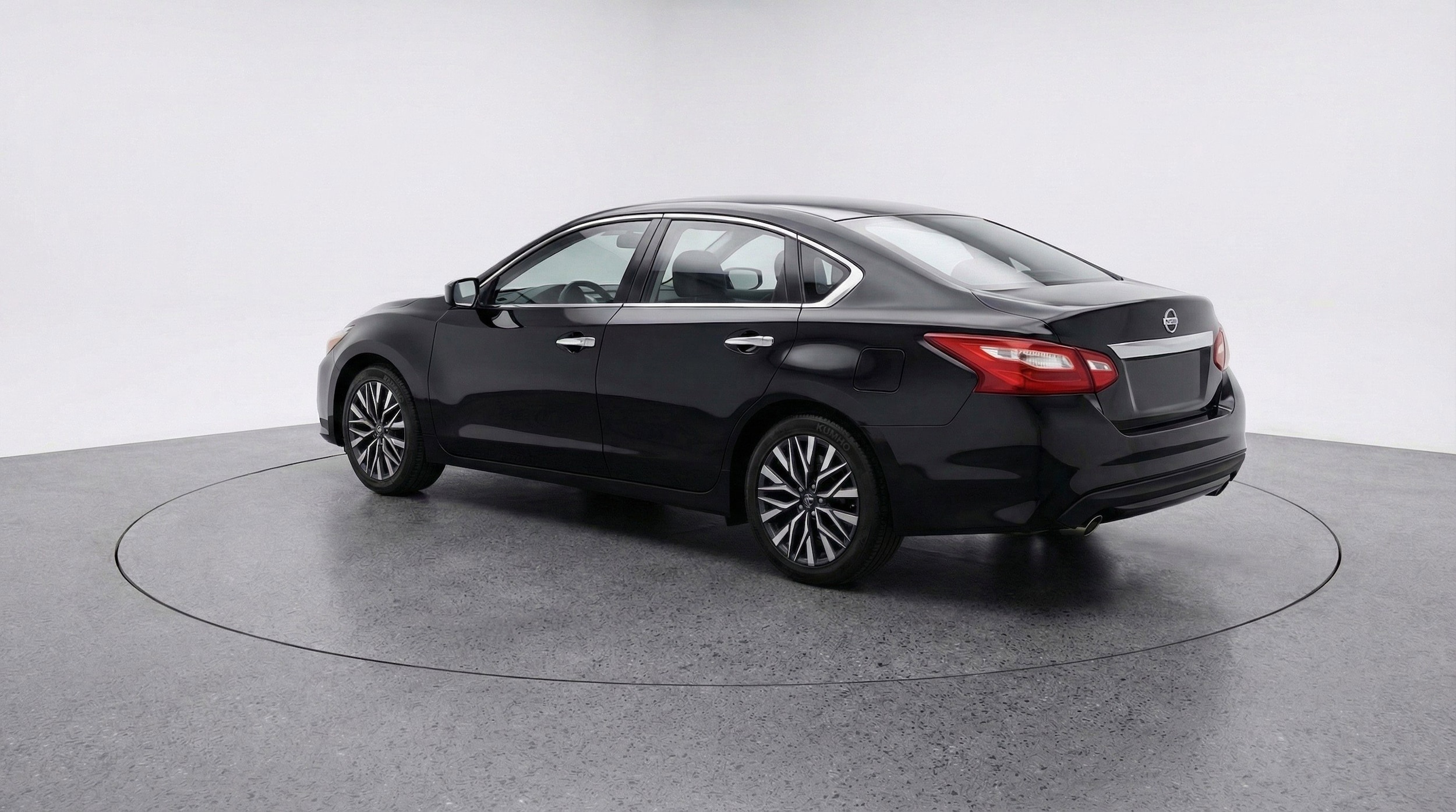 Thumbnail: 2025 Nissan Altima - 6