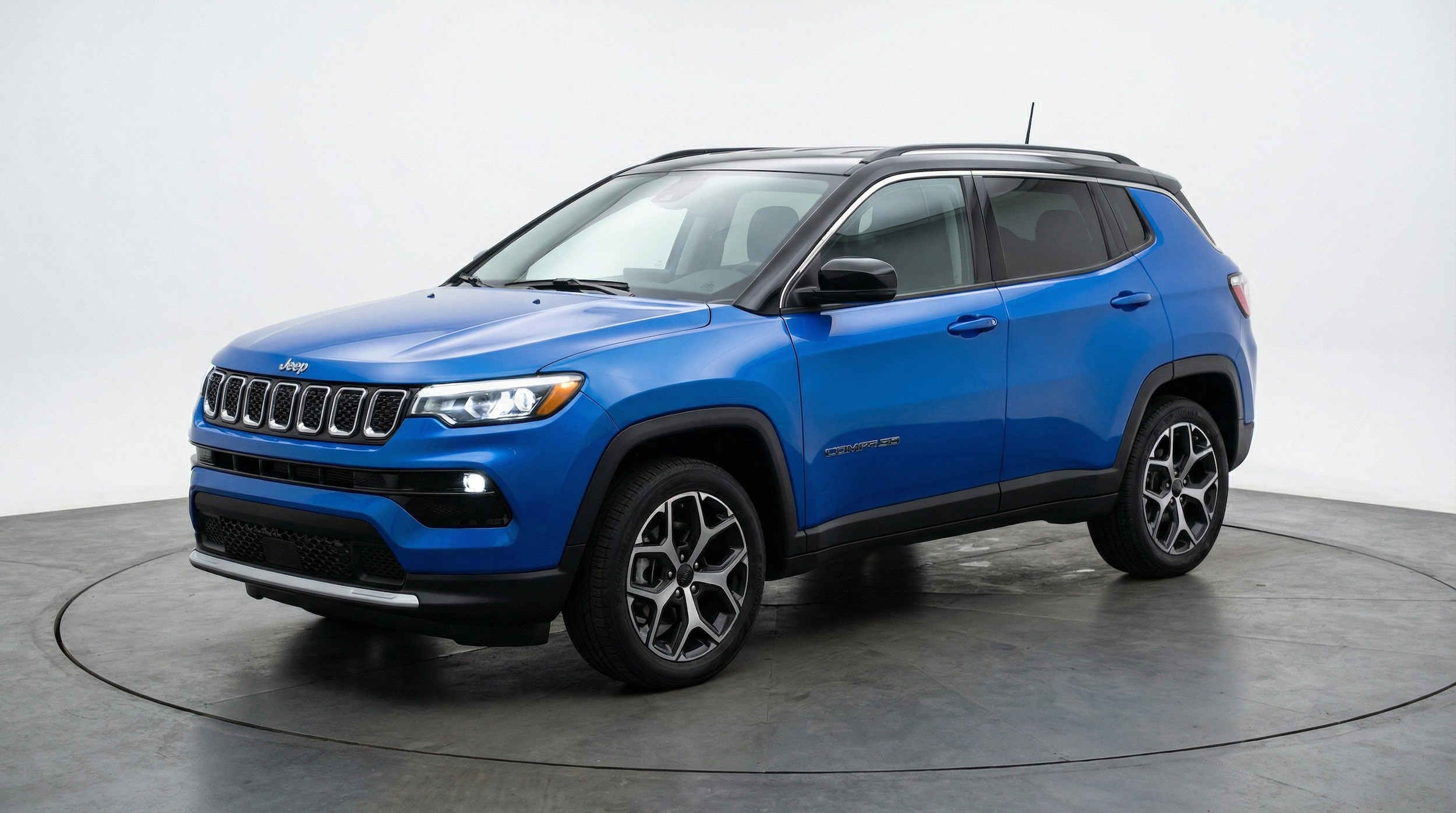 Thumbnail: 2025 Jeep Compass - 3