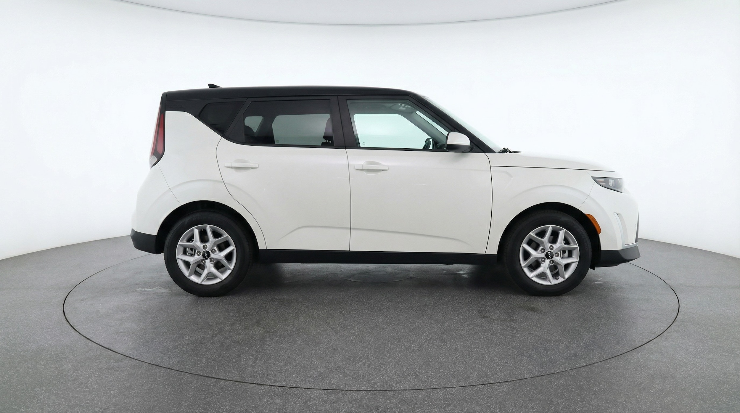 Thumbnail: 2025 Kia Soul - 8