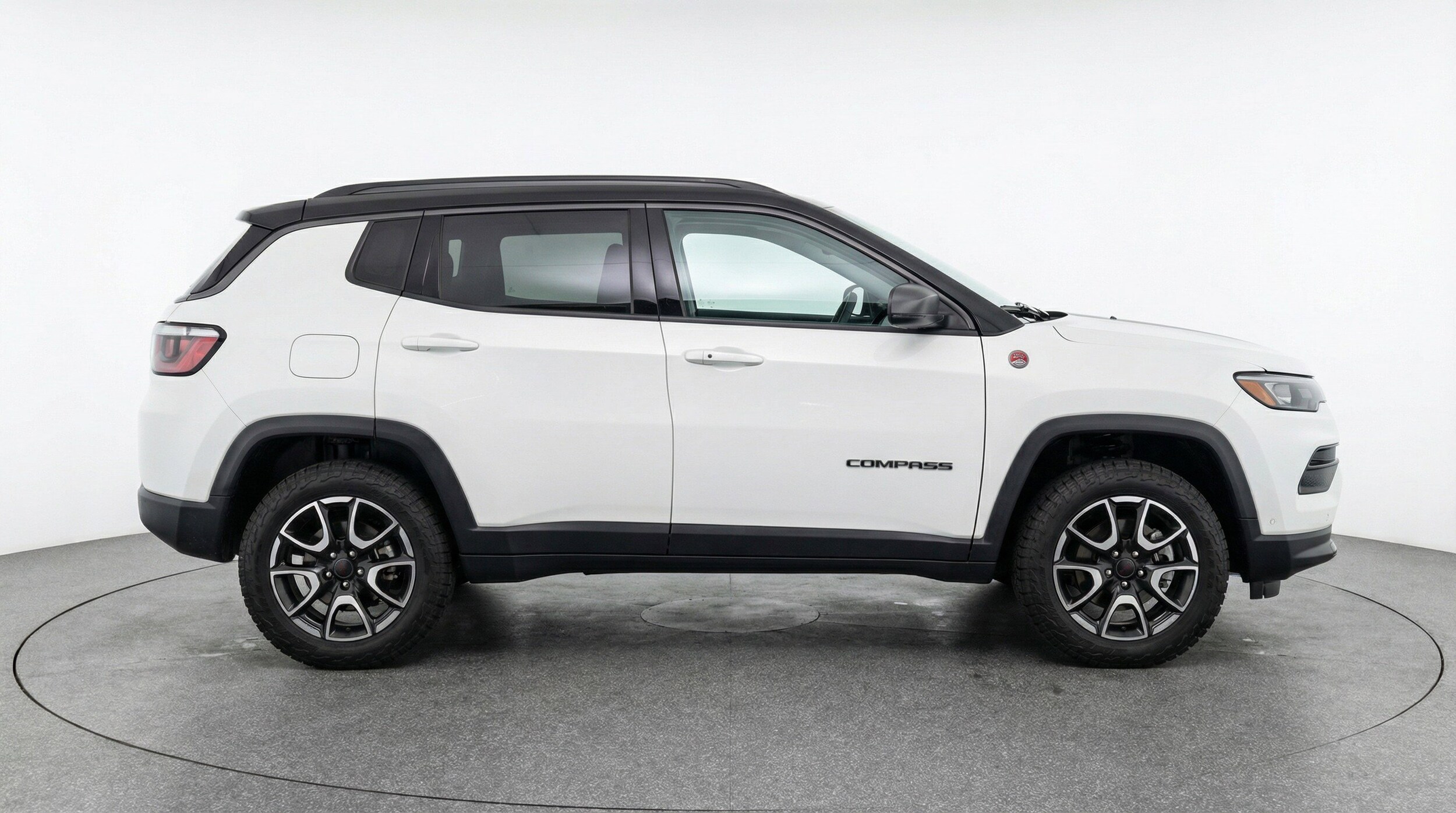 Thumbnail: 2025 Jeep Compass - 11