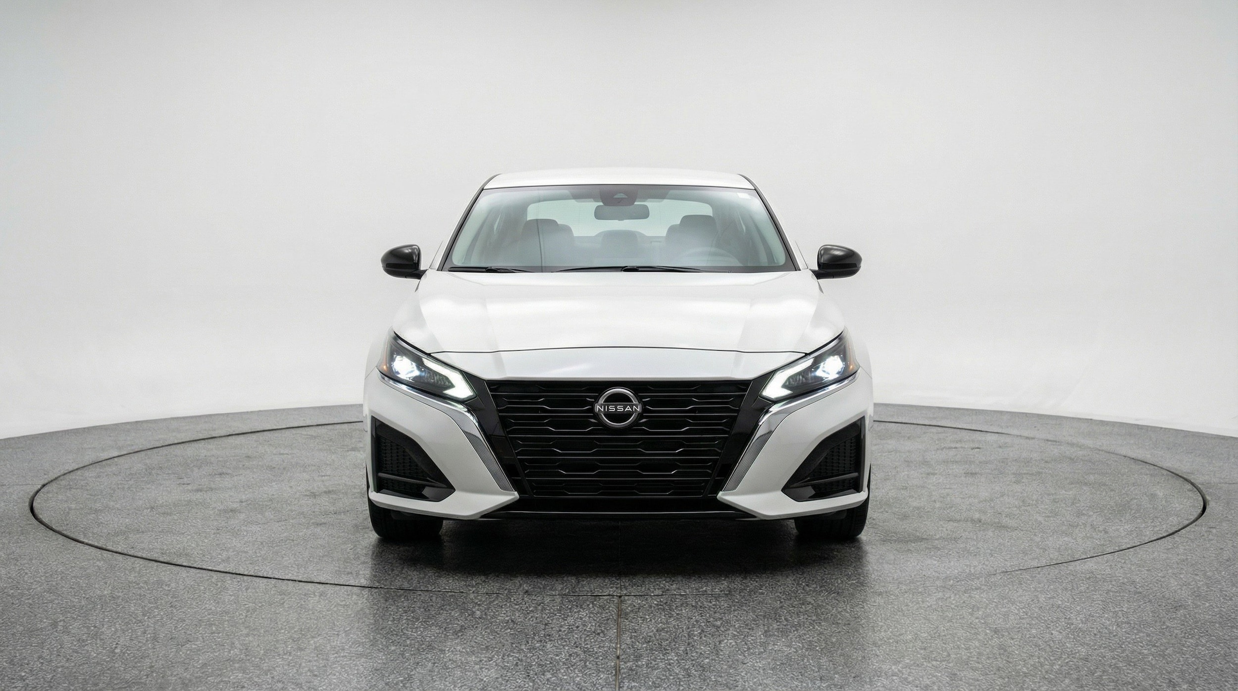 Thumbnail: 2025 Nissan Altima - 2