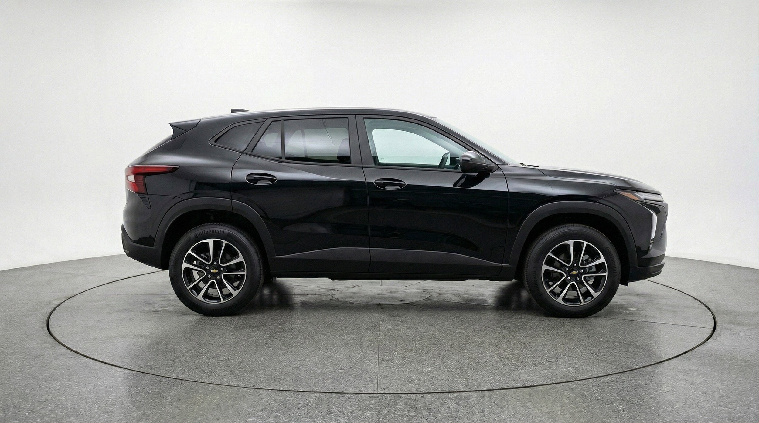 Thumbnail: 2025 Chevrolet TrailBlazer - 11