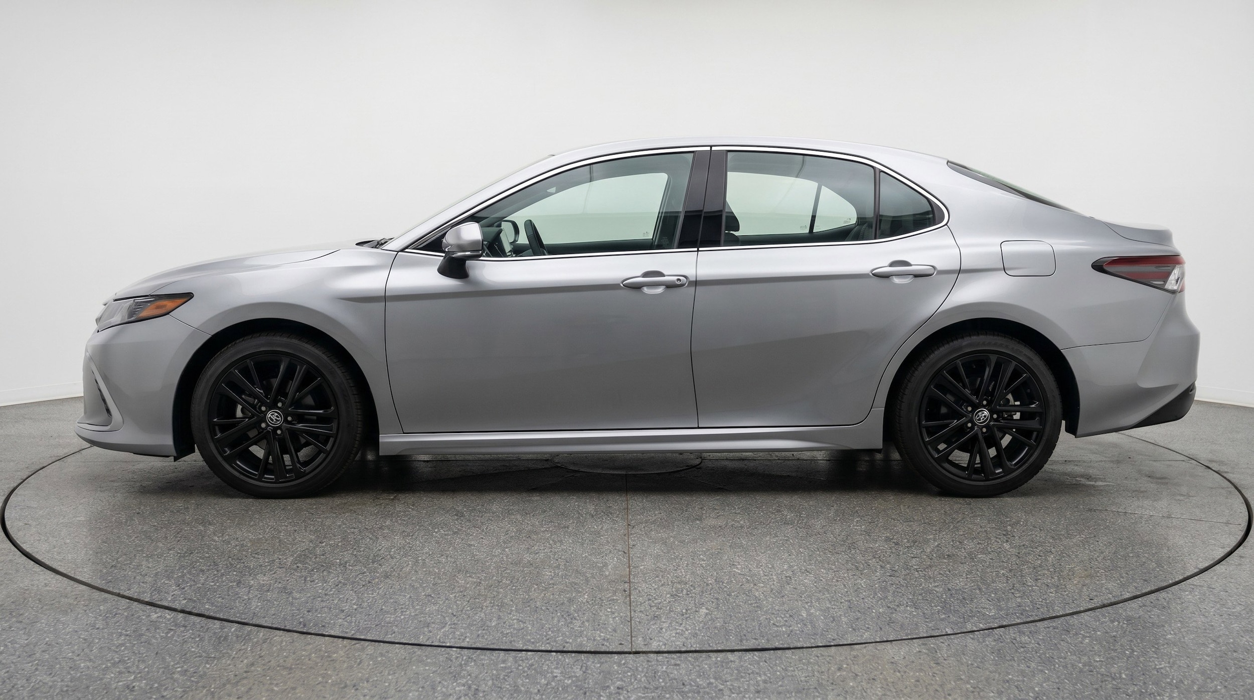 Thumbnail: 2025 Toyota Camry - 5