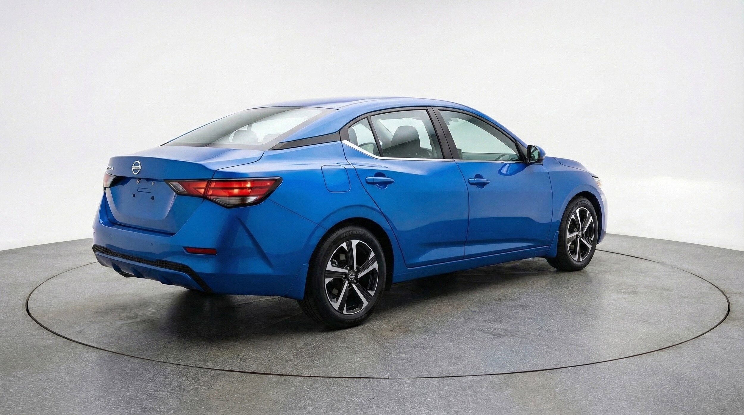 Thumbnail: 2025 Nissan Sentra - 9