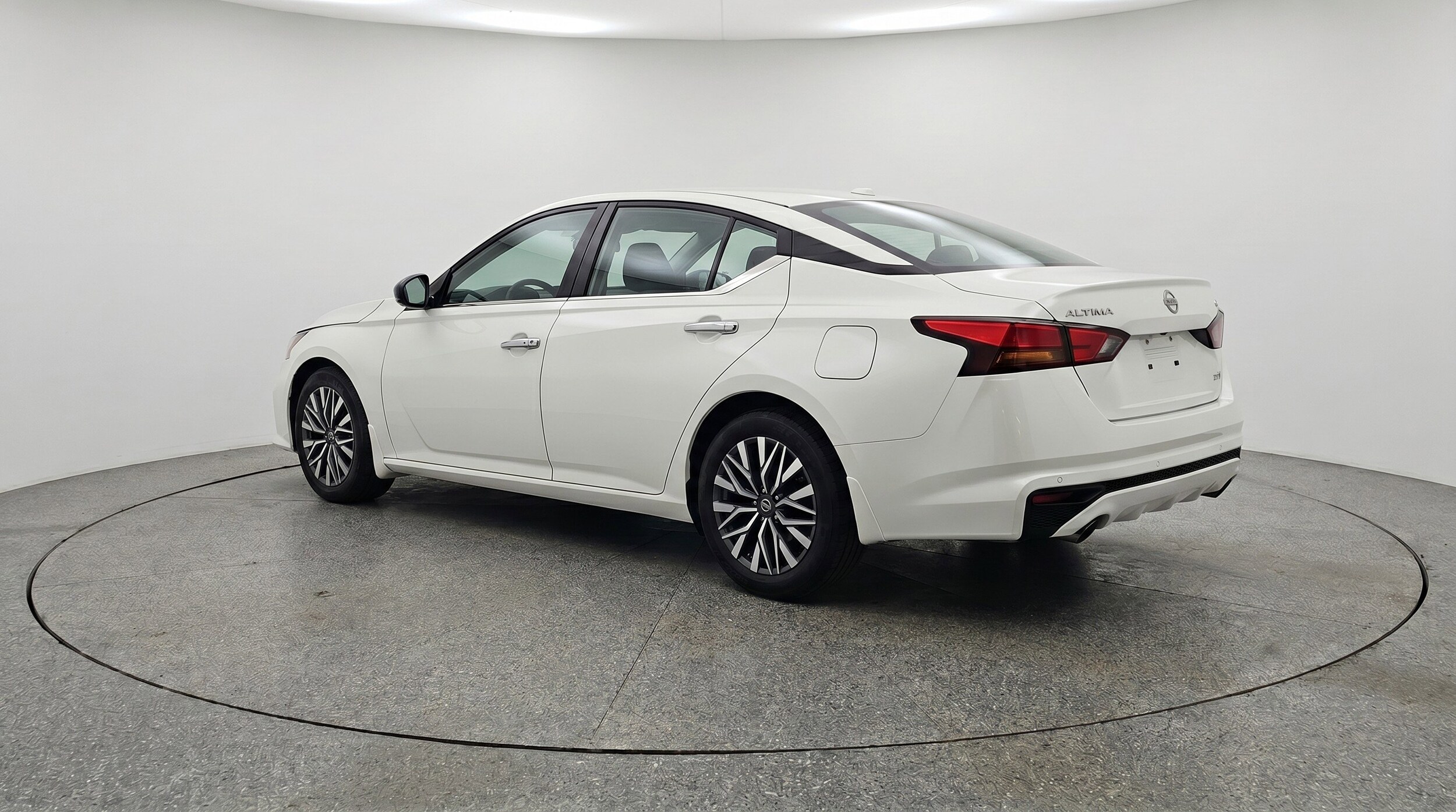 Thumbnail: 2025 Nissan Altima - 6