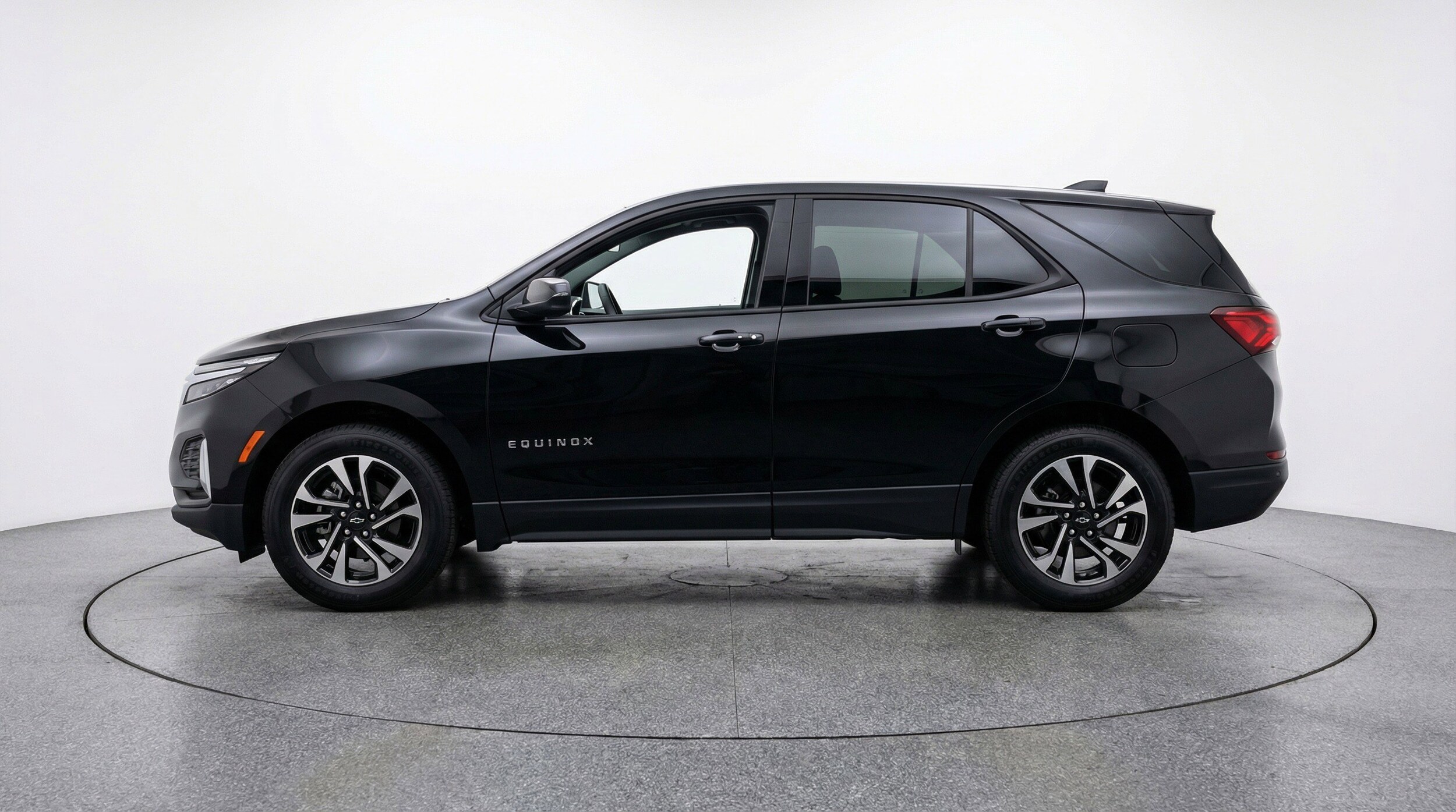 Thumbnail: 2025 Chevrolet Equinox - 5