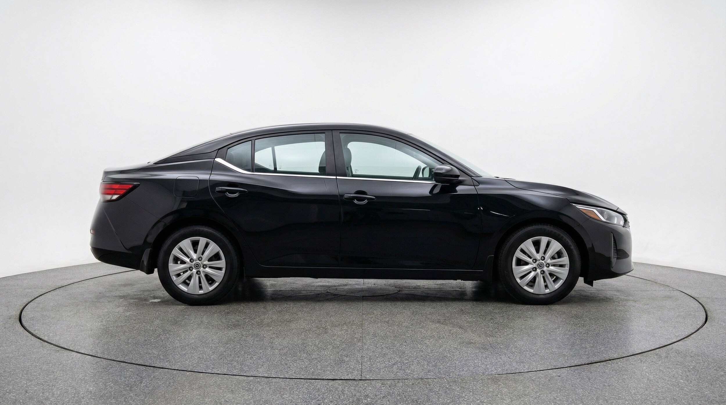 Thumbnail: 2025 Nissan Sentra - 11