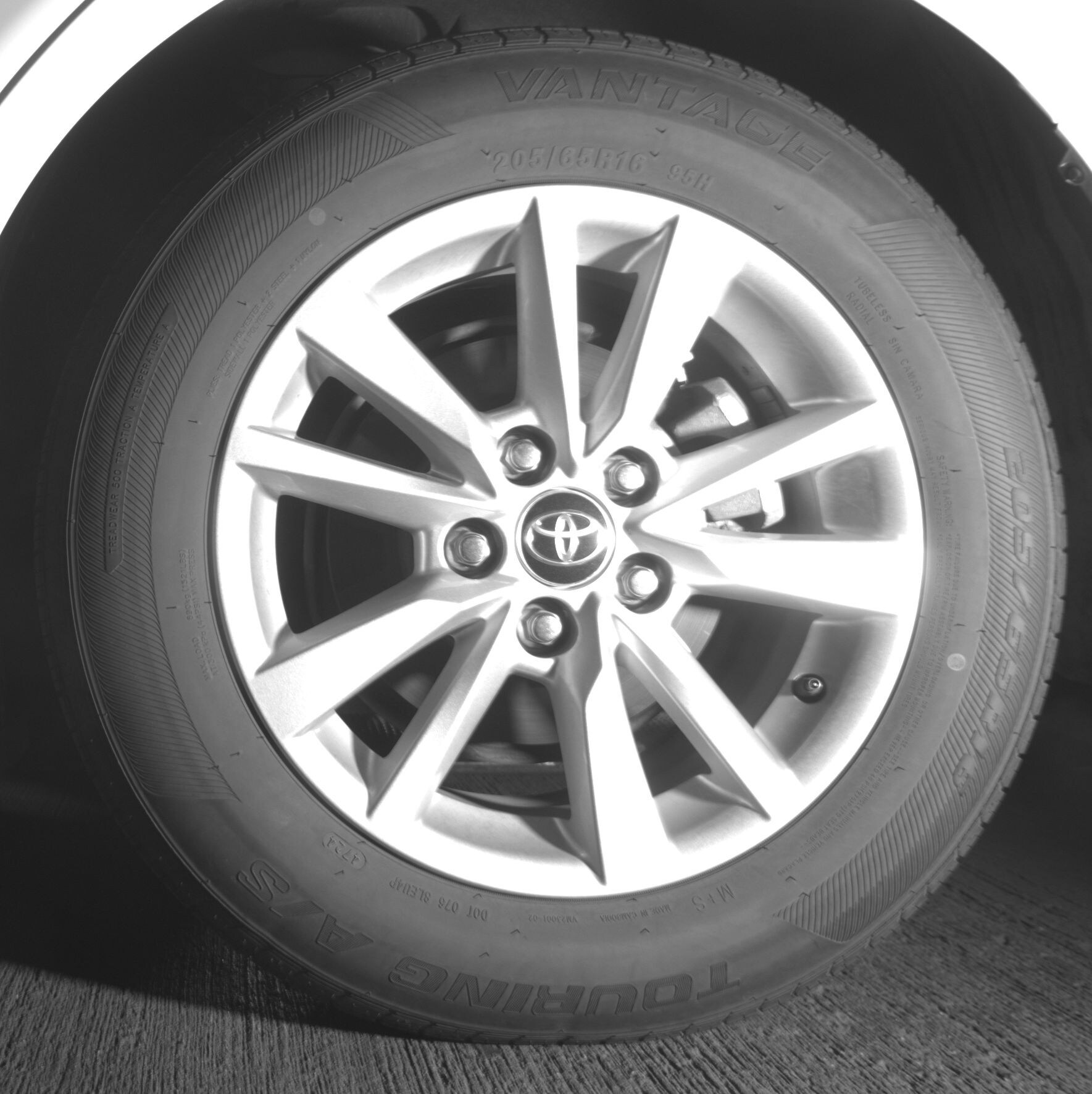 Thumbnail: 2025 Toyota Camry - 11