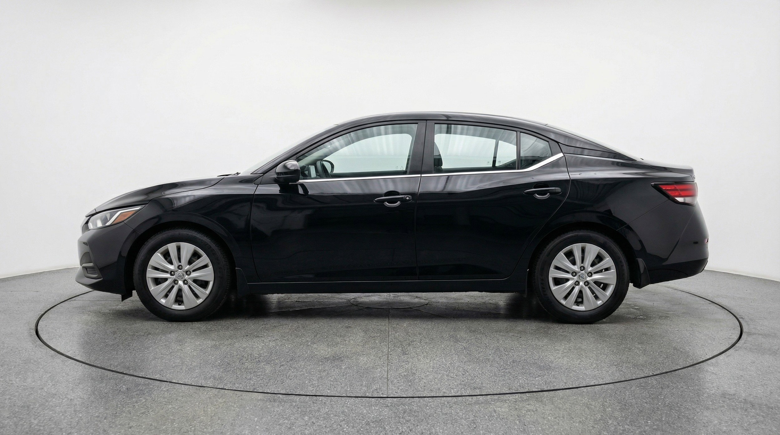 Thumbnail: 2025 Nissan Sentra - 5