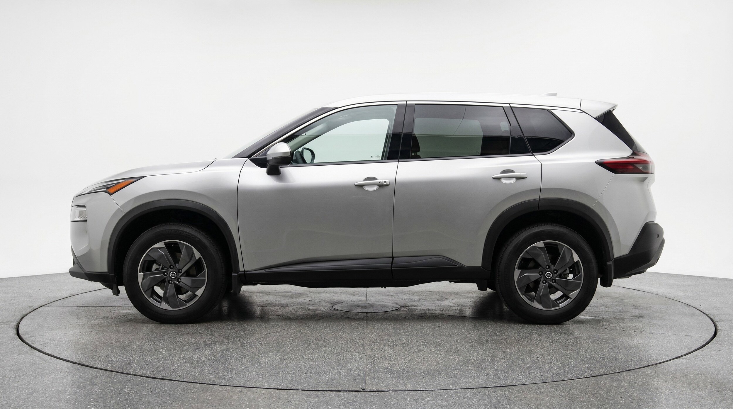 Thumbnail: 2025 Nissan Rogue - 5