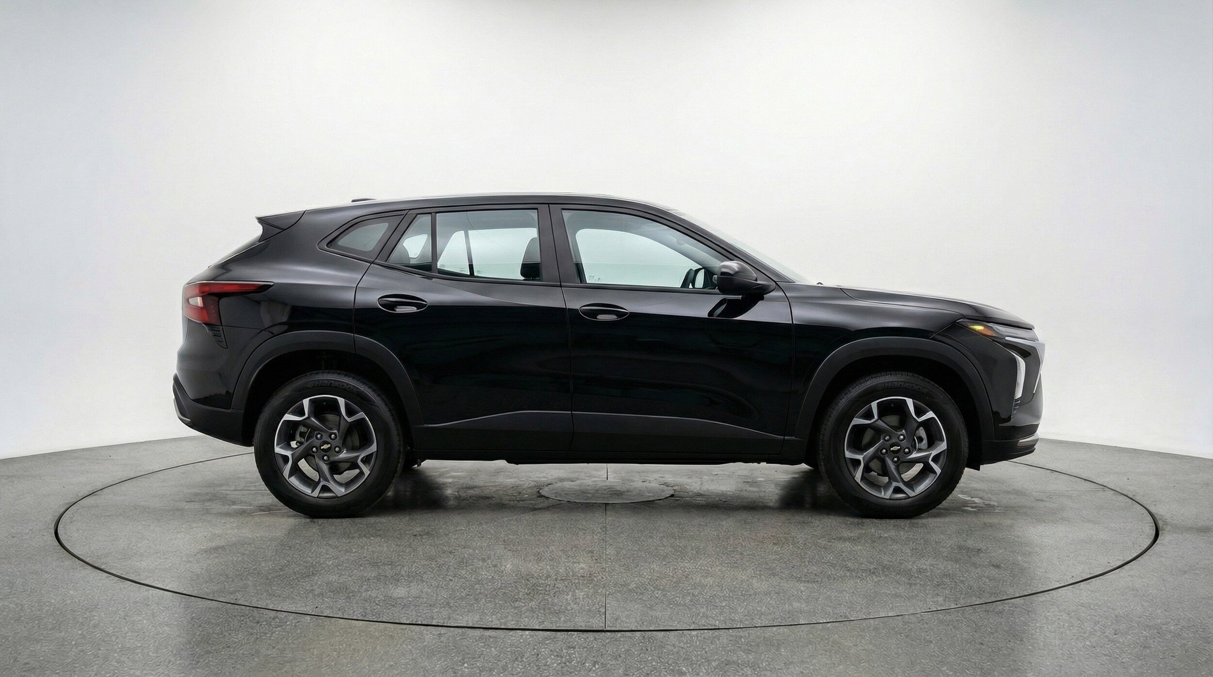 Thumbnail: 2025 Chevrolet Trax - 11