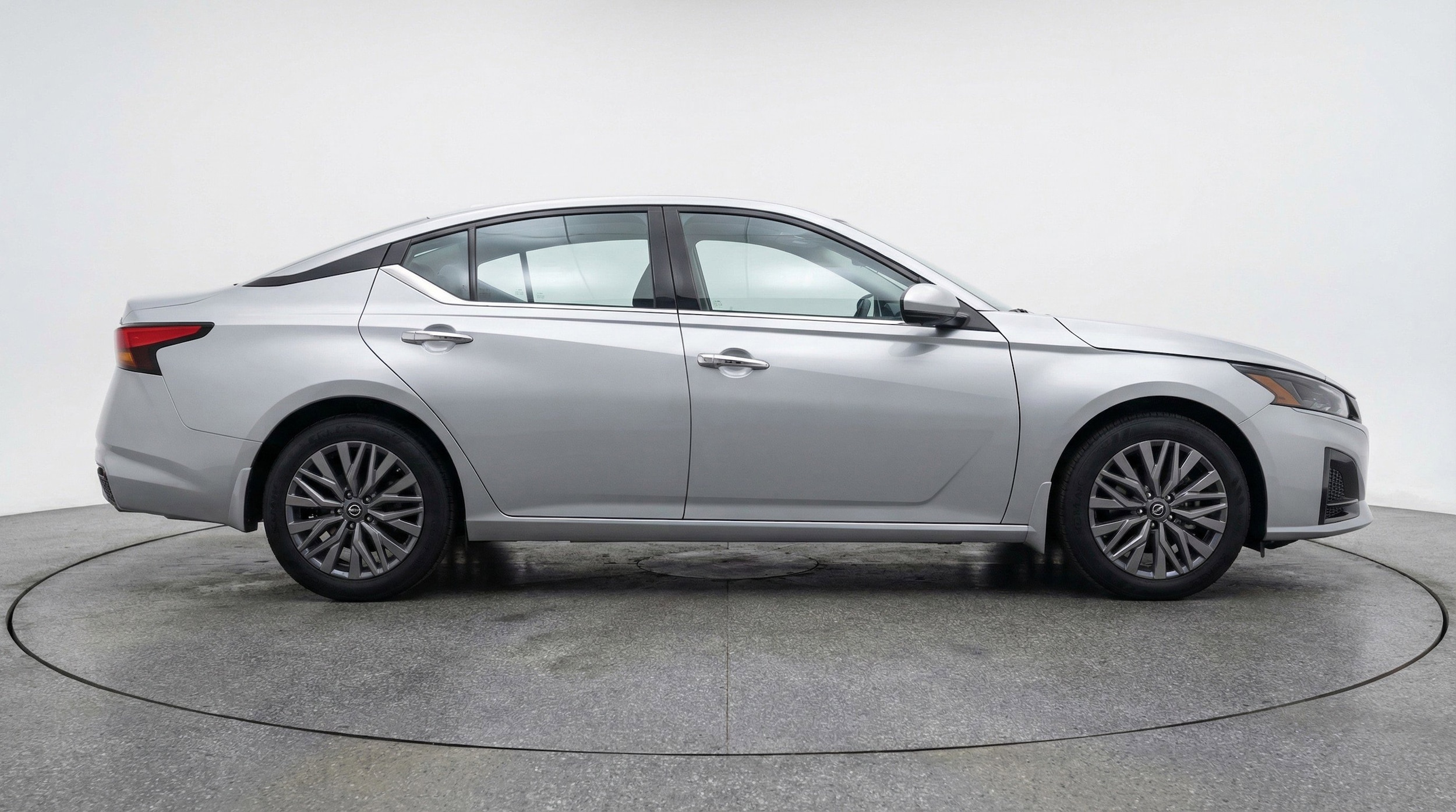 Thumbnail: 2025 Nissan Altima - 11