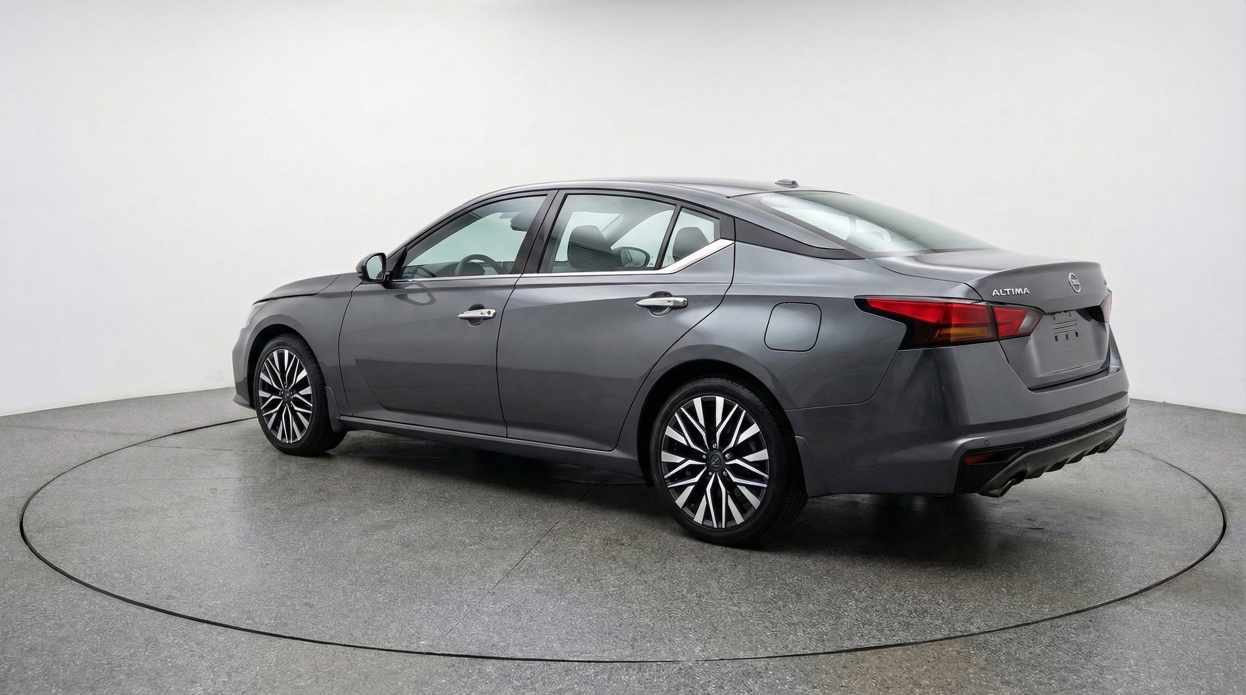 Thumbnail: 2025 Nissan Altima - 6