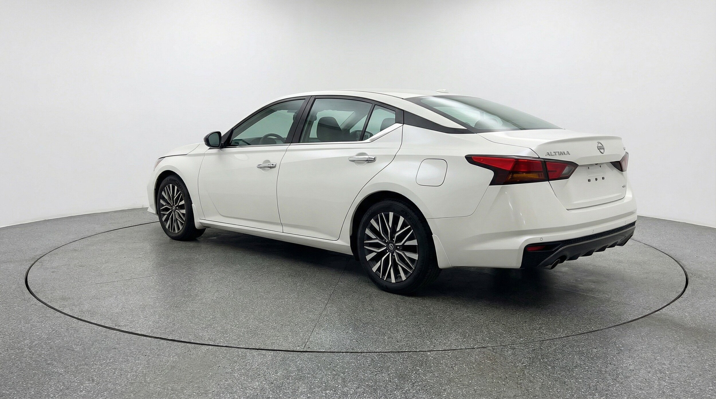 Thumbnail: 2025 Nissan Altima - 6