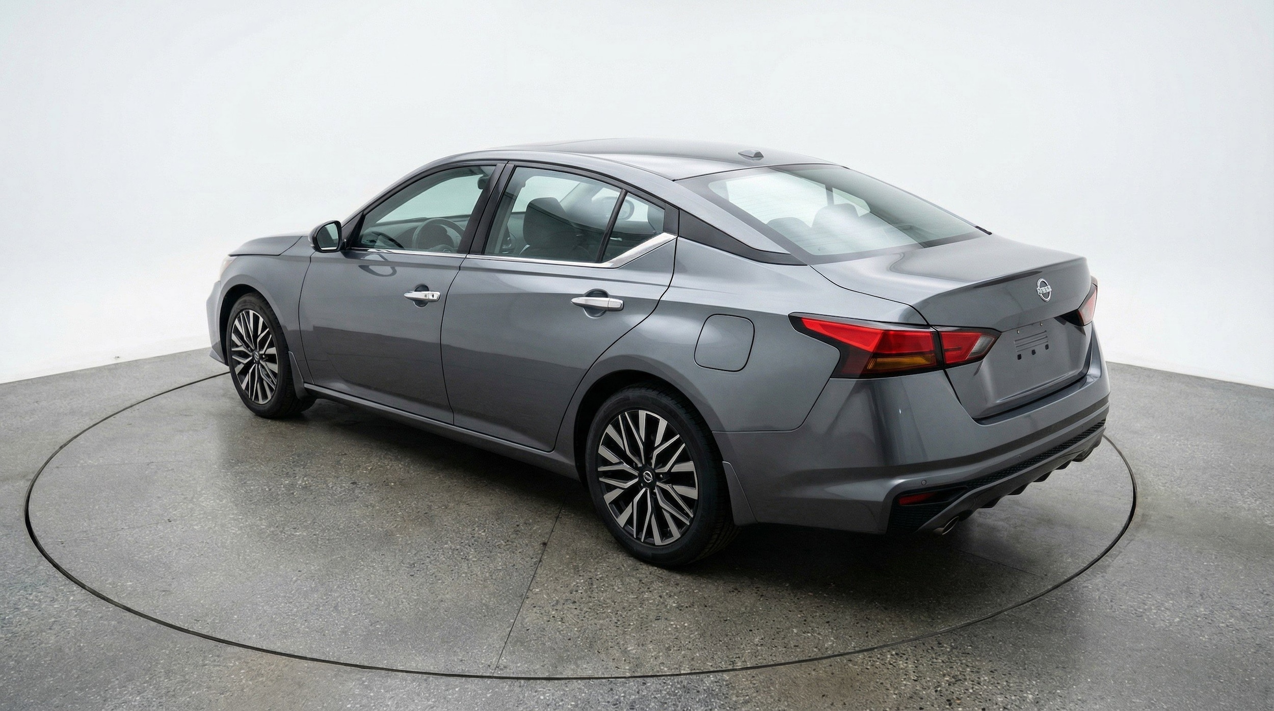 Thumbnail: 2025 Nissan Altima - 6