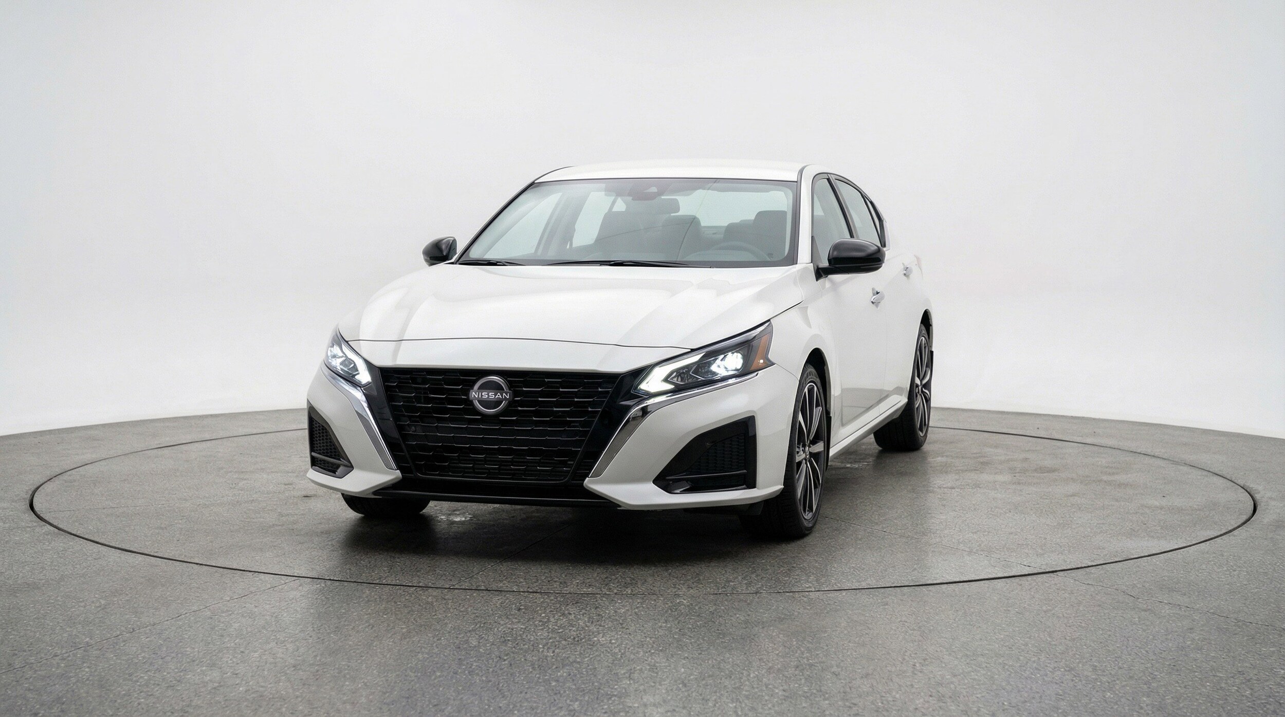 Thumbnail: 2025 Nissan Altima - 2