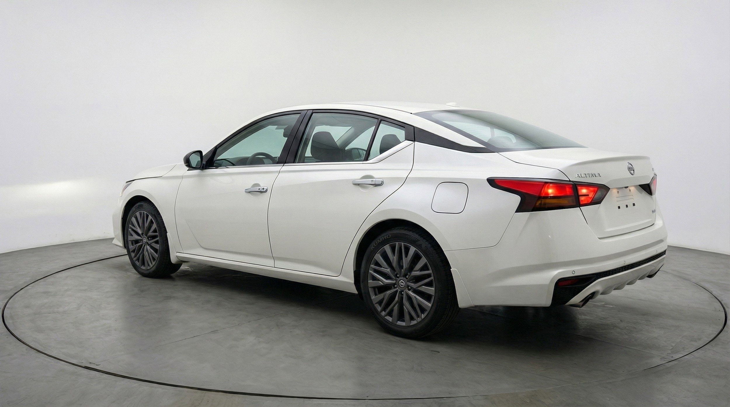 Thumbnail: 2025 Nissan Altima - 6